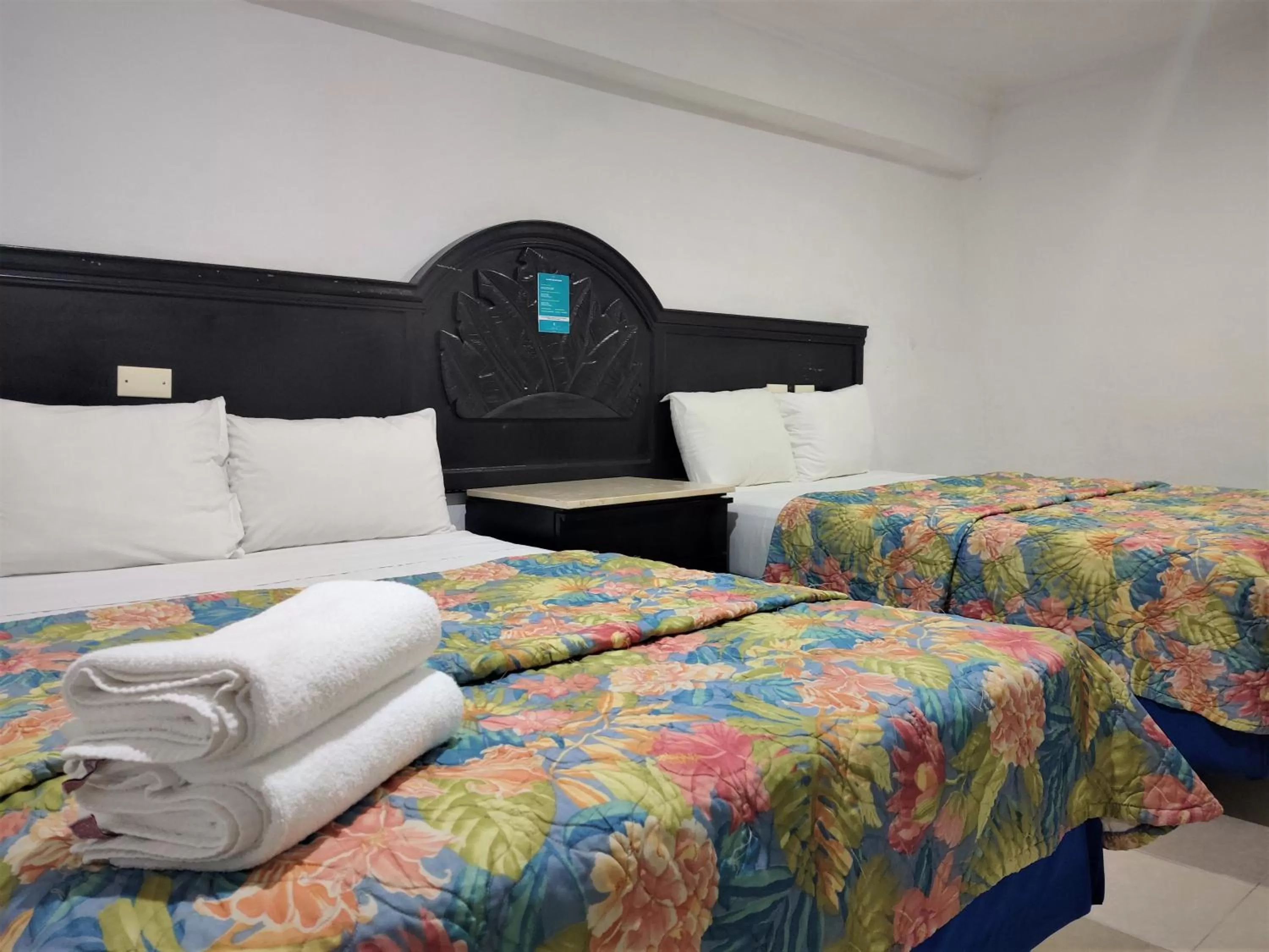 Standard Family Room - single occupancy in Hotel El Cid