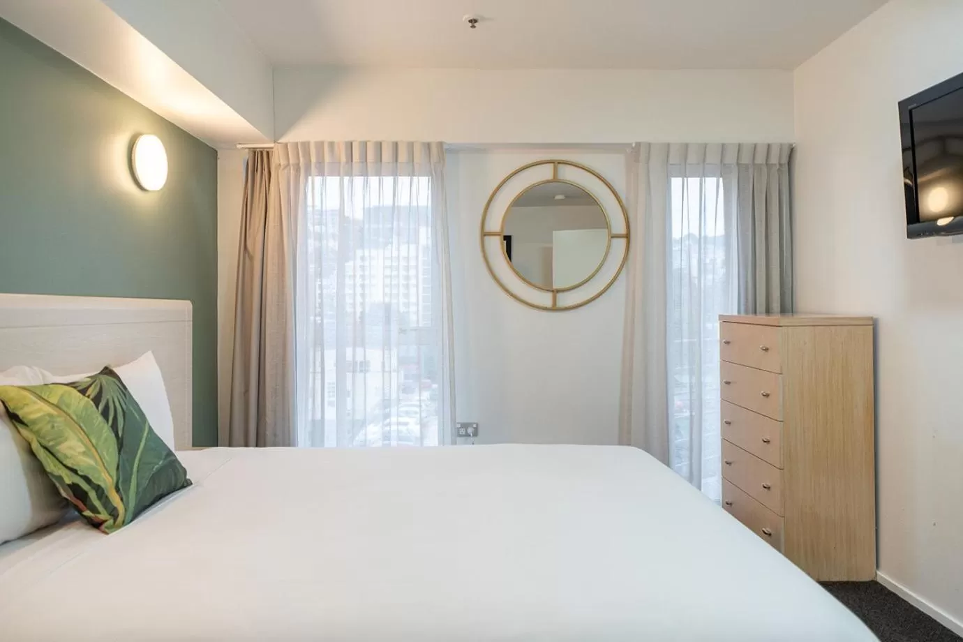 Two-Bedroom Apartment with Kitchen in Mercure Wellington Central City Hotel and Apartments