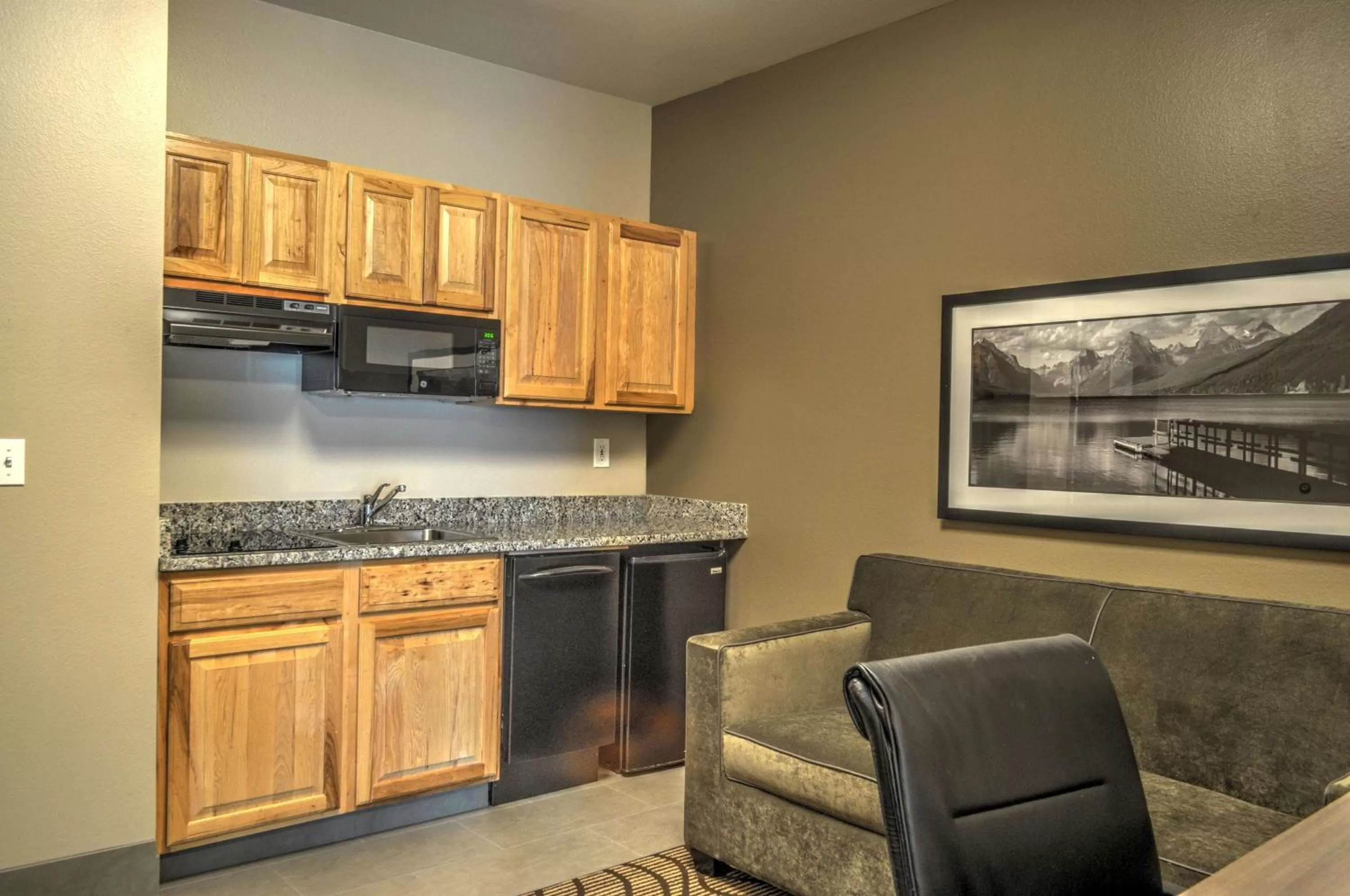 One-Bedroom Suite in Best Western Plus Kalispell/Glacier Park West Hotel & Suites