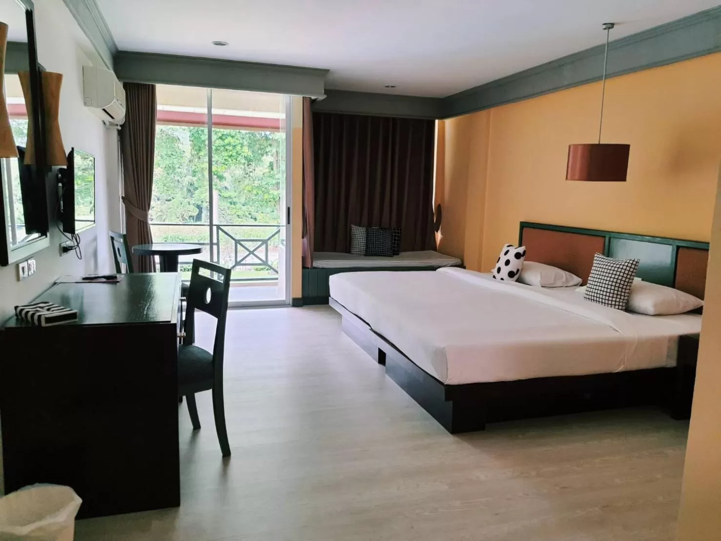 Superior Twin Room with Garden View in Aekpailin River Kwai Resort