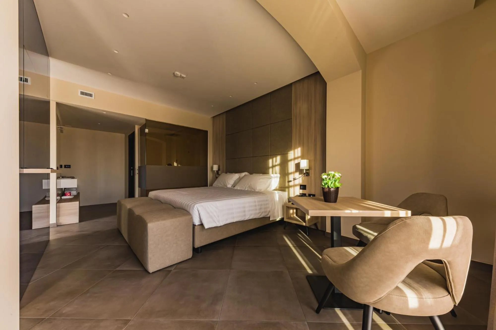 Suite in Salina Hotel