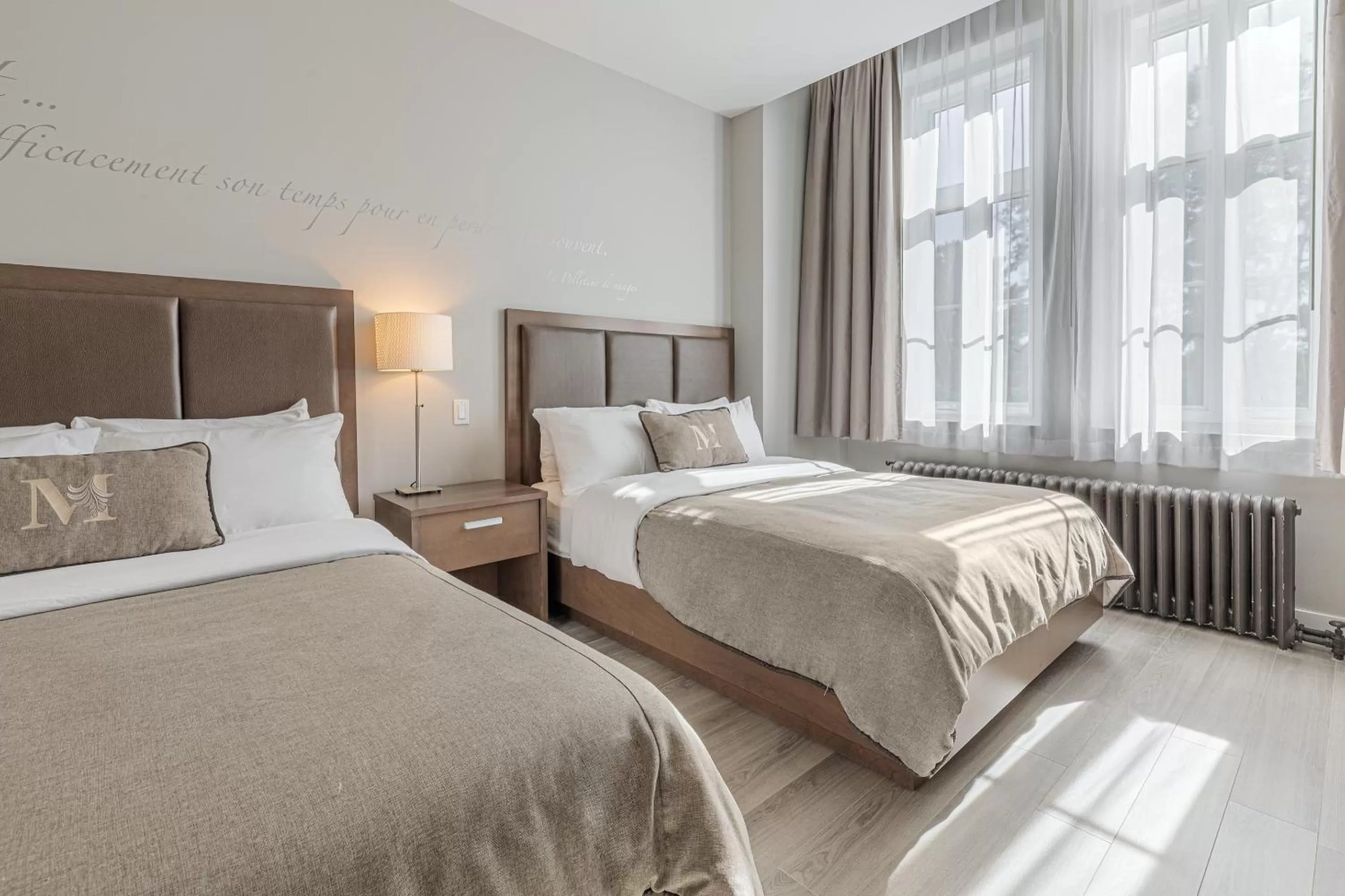 Deluxe Queen Room with Two Queen Beds in Hotel Montfort