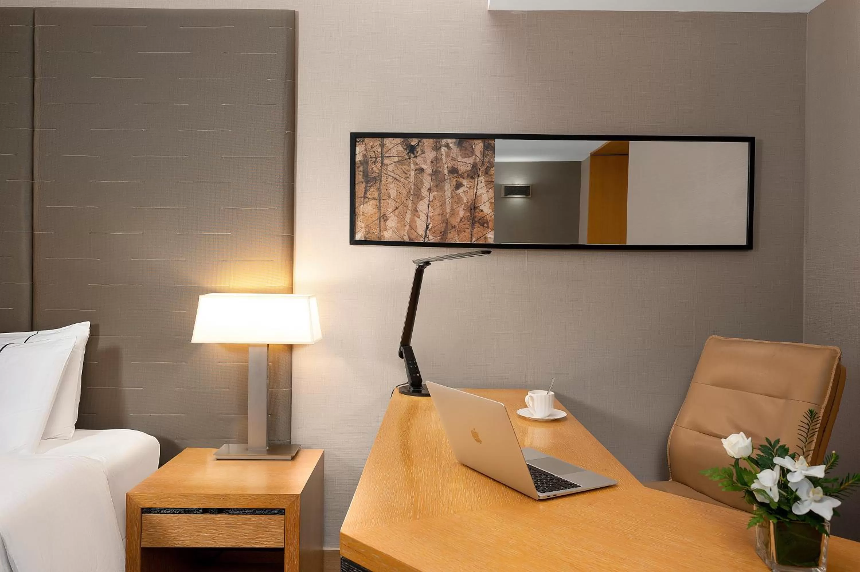 Deluxe Twin Room - single occupancy in Jianguo Hotel Guangzhou