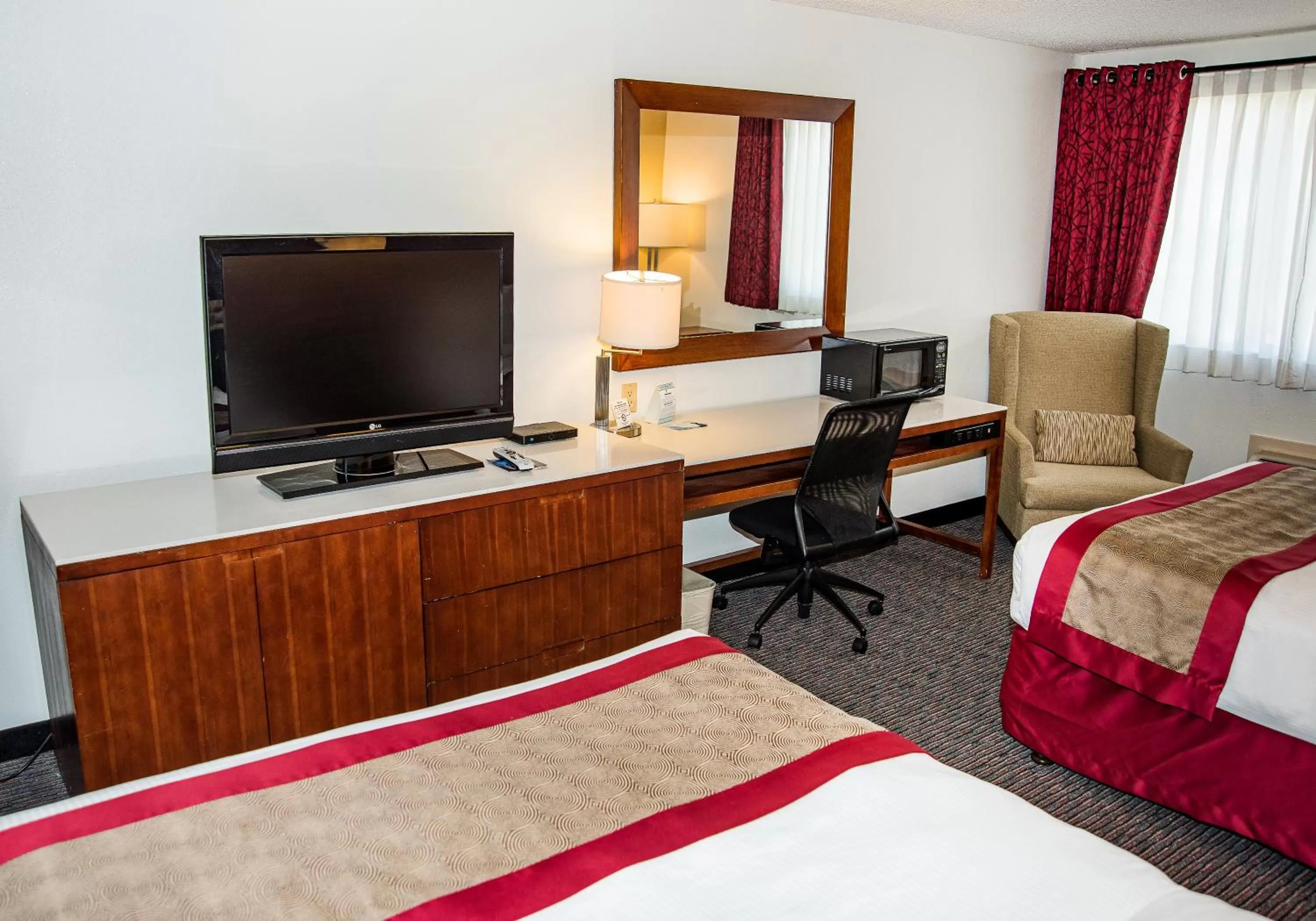 Queen Room with Two Queen Beds - Pet Friendly/Non-Smoking in Ramada by Wyndham Cedar City