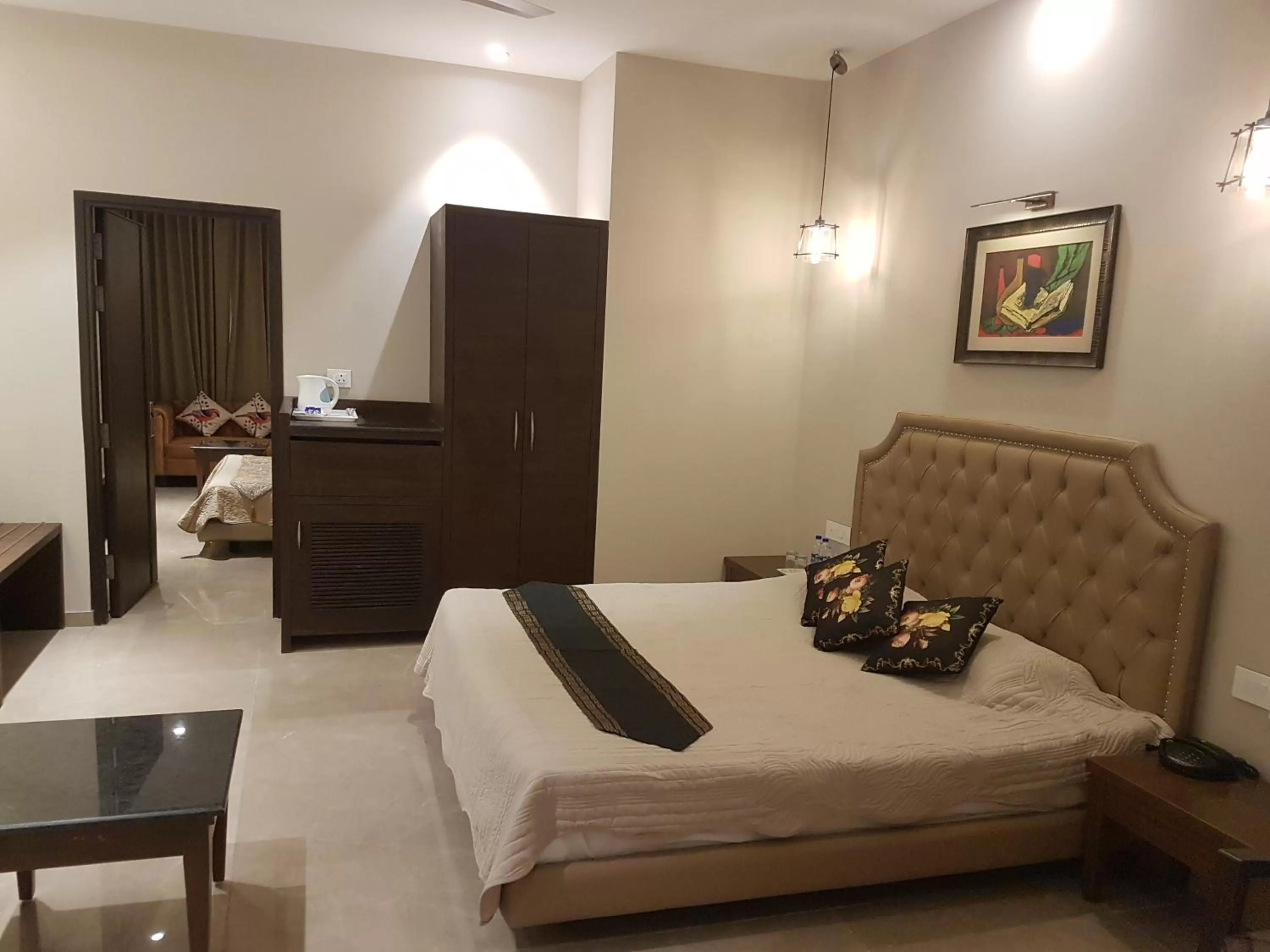 Family Room with Balcony in Hotel Kasauli Regency Stags Not Allowed