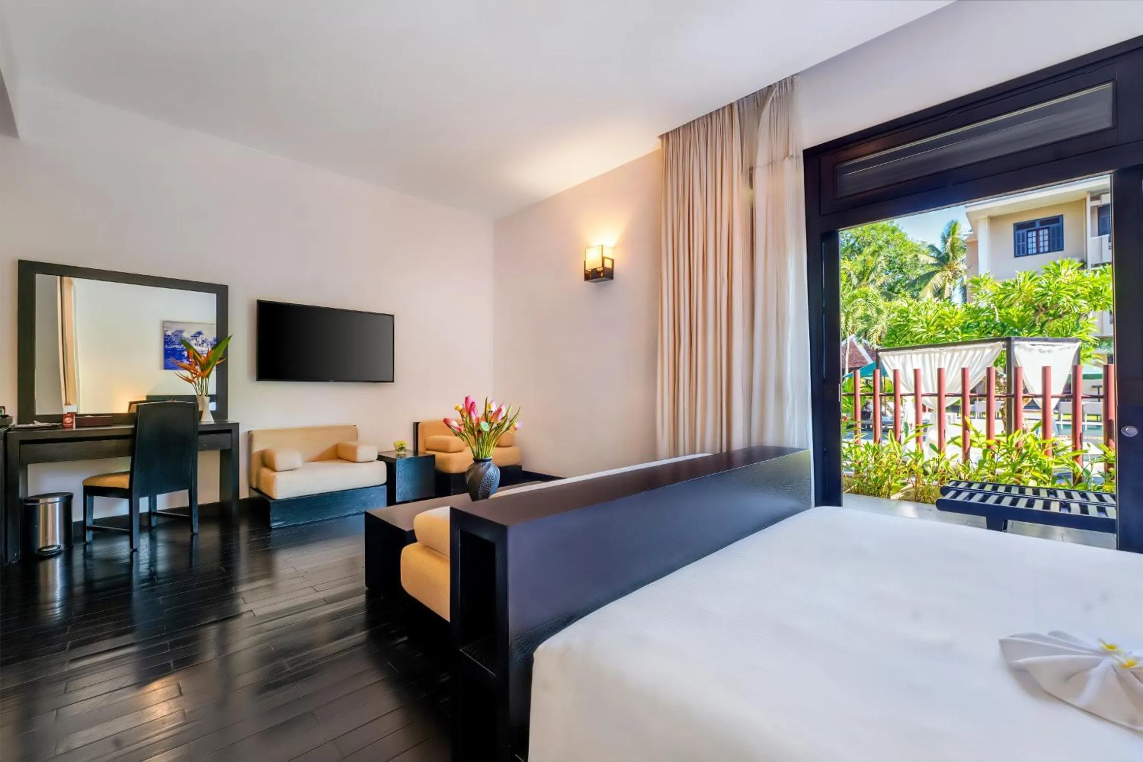 Junior Suite with Pool/Garden View in HOI AN HISTORIC HOTEL