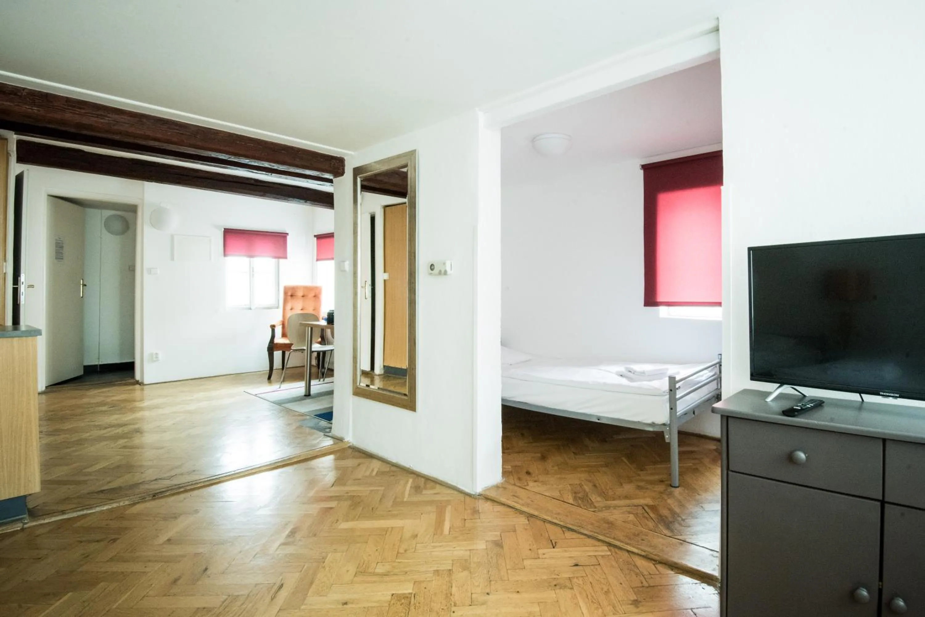 4-Bed Suite with Private Bathroom in Charles Bridge Hostel & Apartments