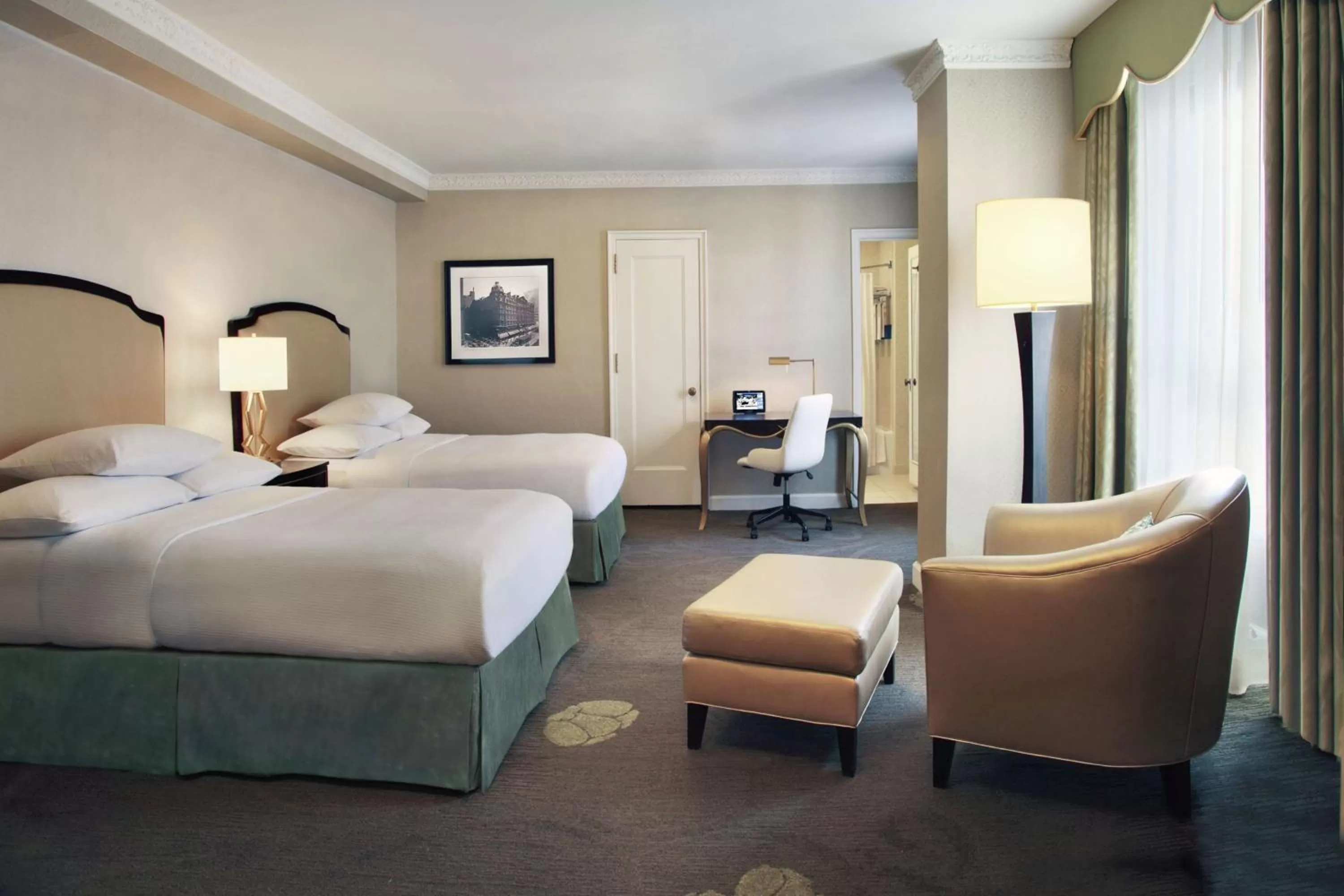 Premium Double Room in The Palmer House Hilton