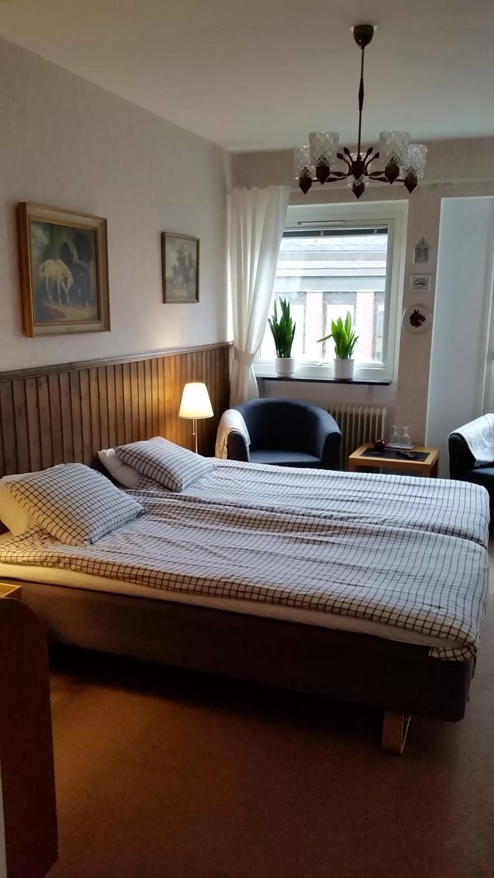 Twin Room with Shared Shower in Hotell Bode