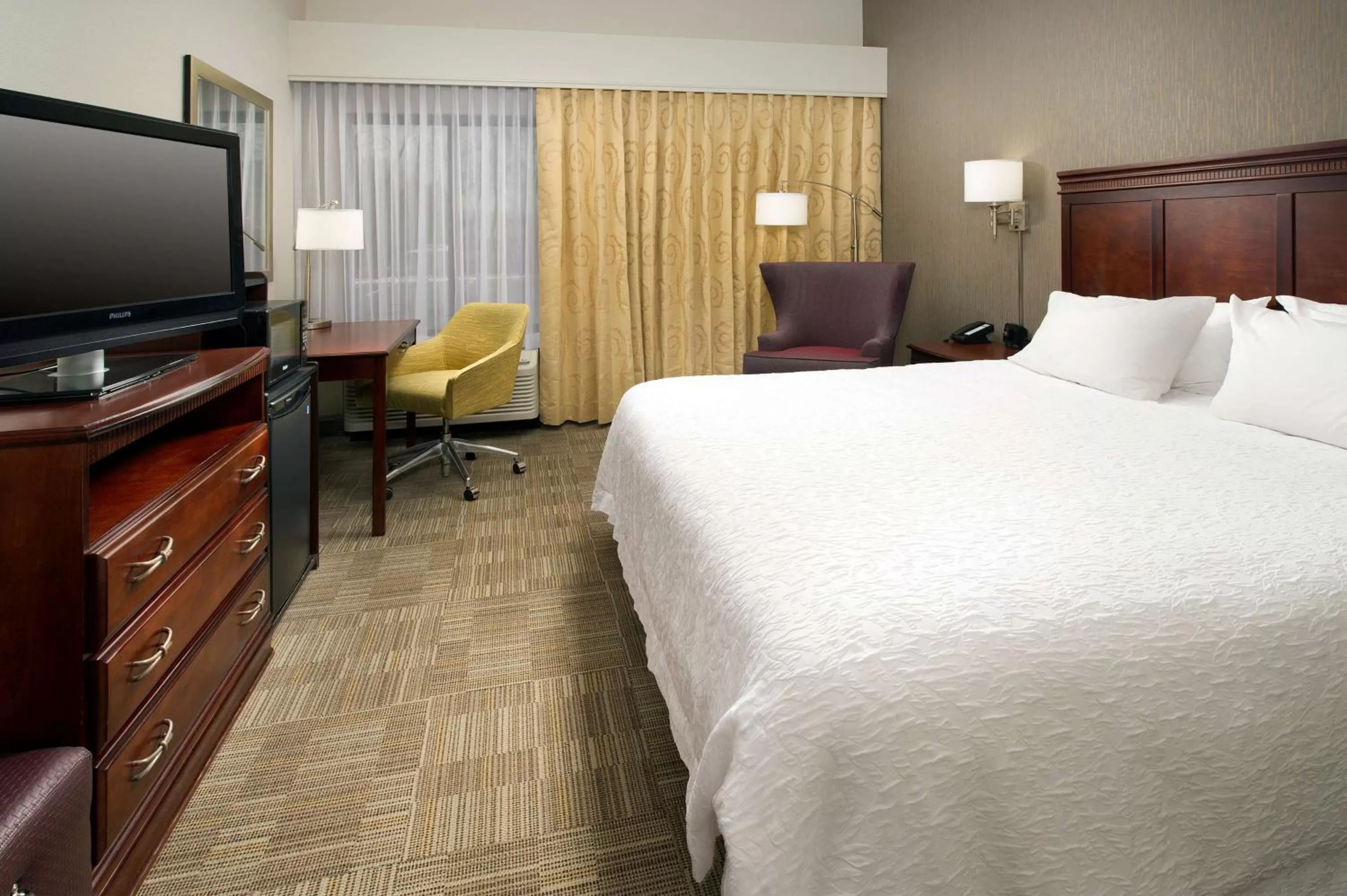 King Room - Mobility Access/Non-Smoking in Hampton Inn Rochester Greece
