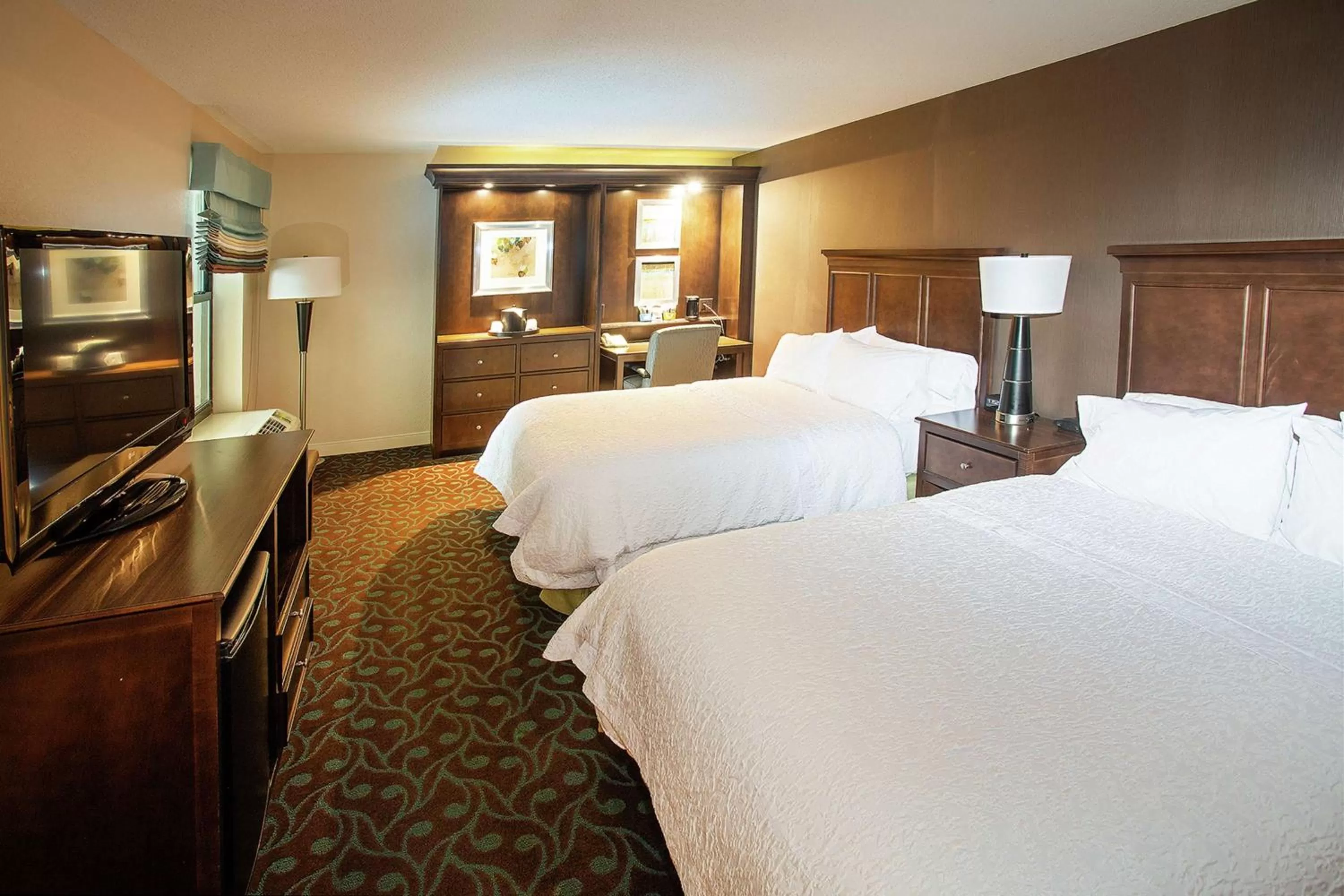 Double Room with Two Double Beds - Hearing Access/Non-Smoking in Hampton Inn Terre Haute
