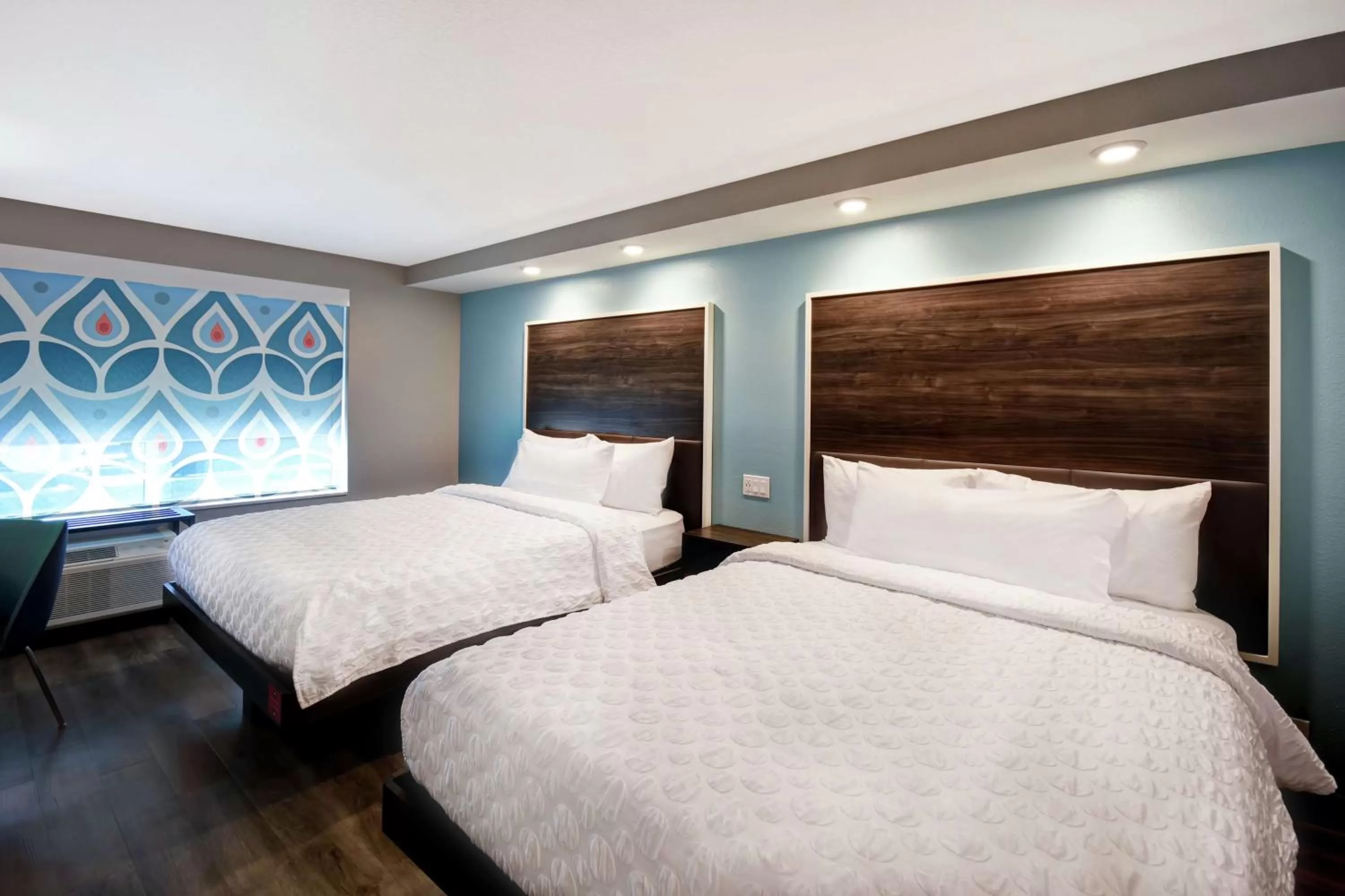 Queen Room with Two Queen Beds in Tru By Hilton Fort Wayne