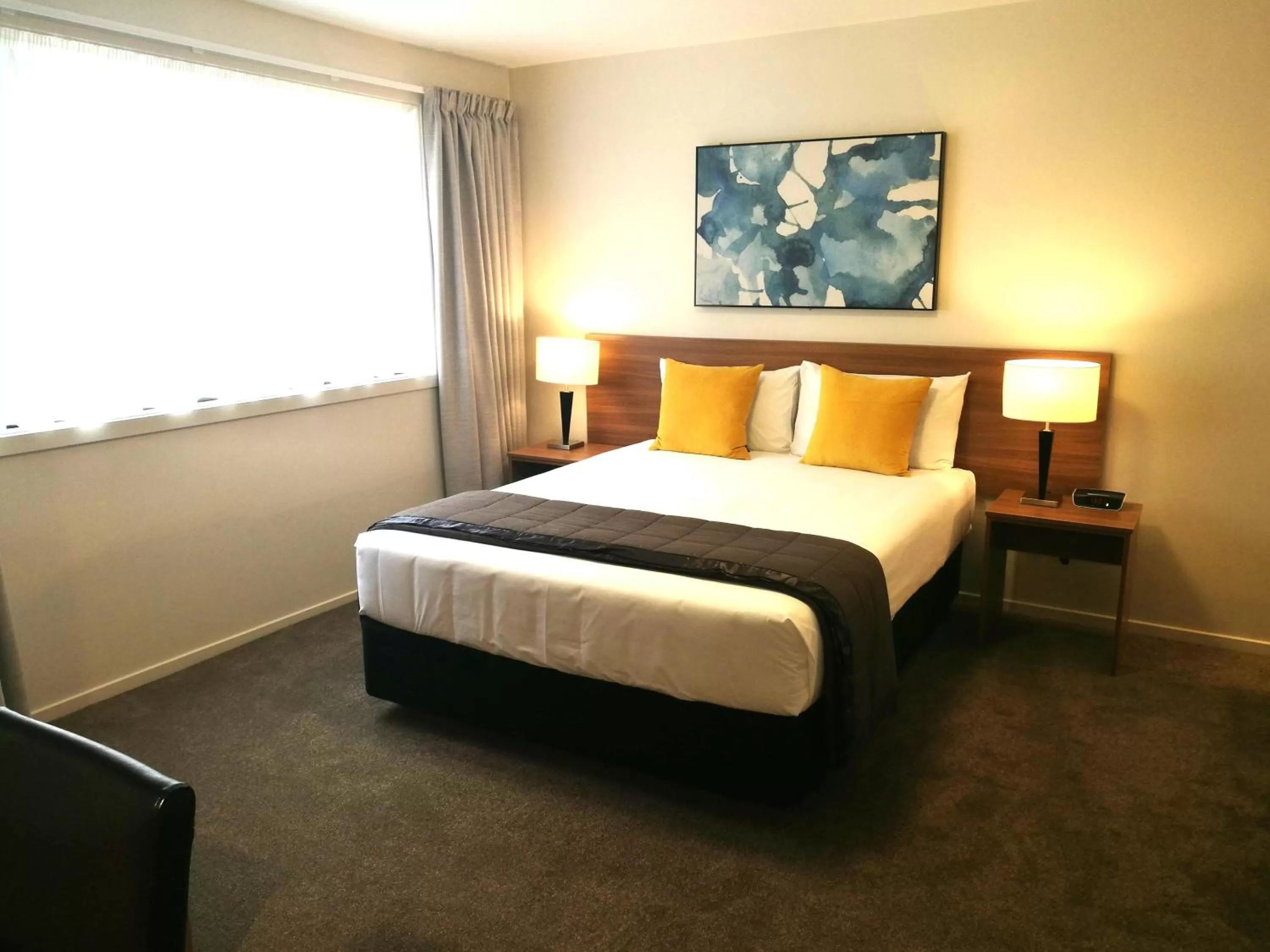 Two-Bedroom Suite in The Victoria Hotel Dunedin
