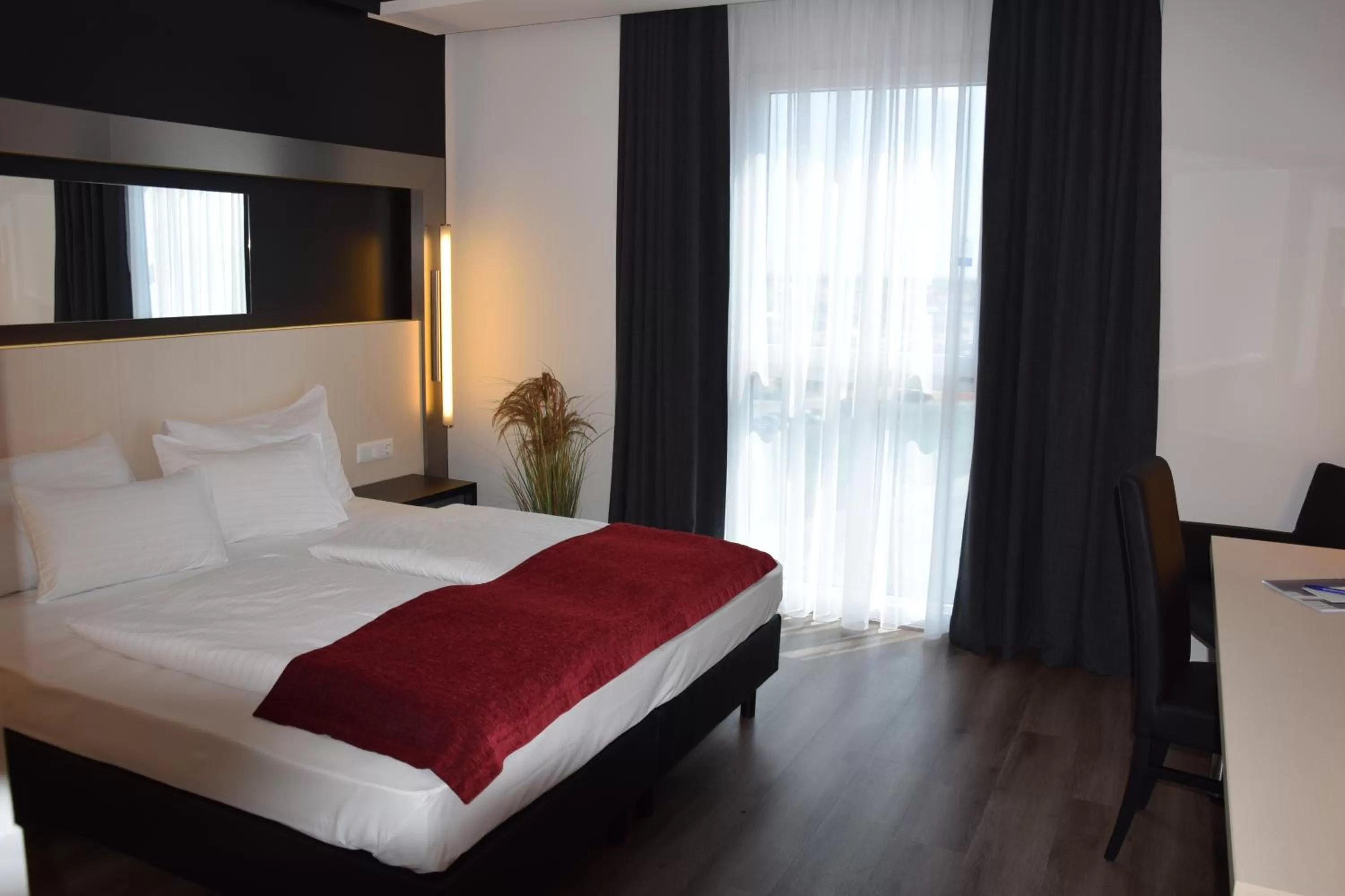 Standard Single Room in Pannonia Tower