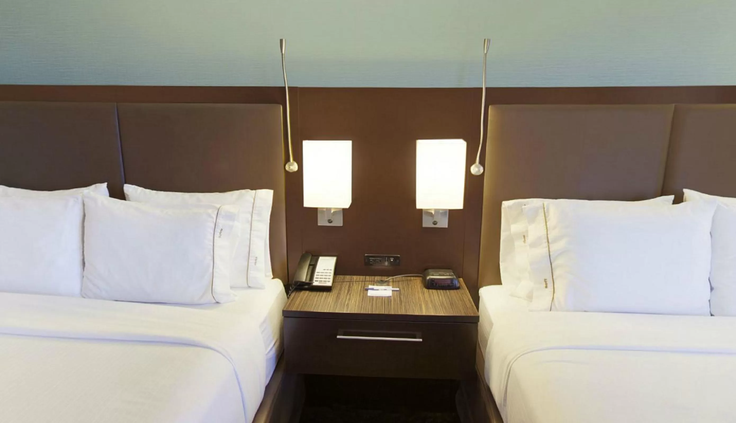 Standard Room with Two Queen Beds in Holiday Inn Express Romulus / Detroit Airport by IHG