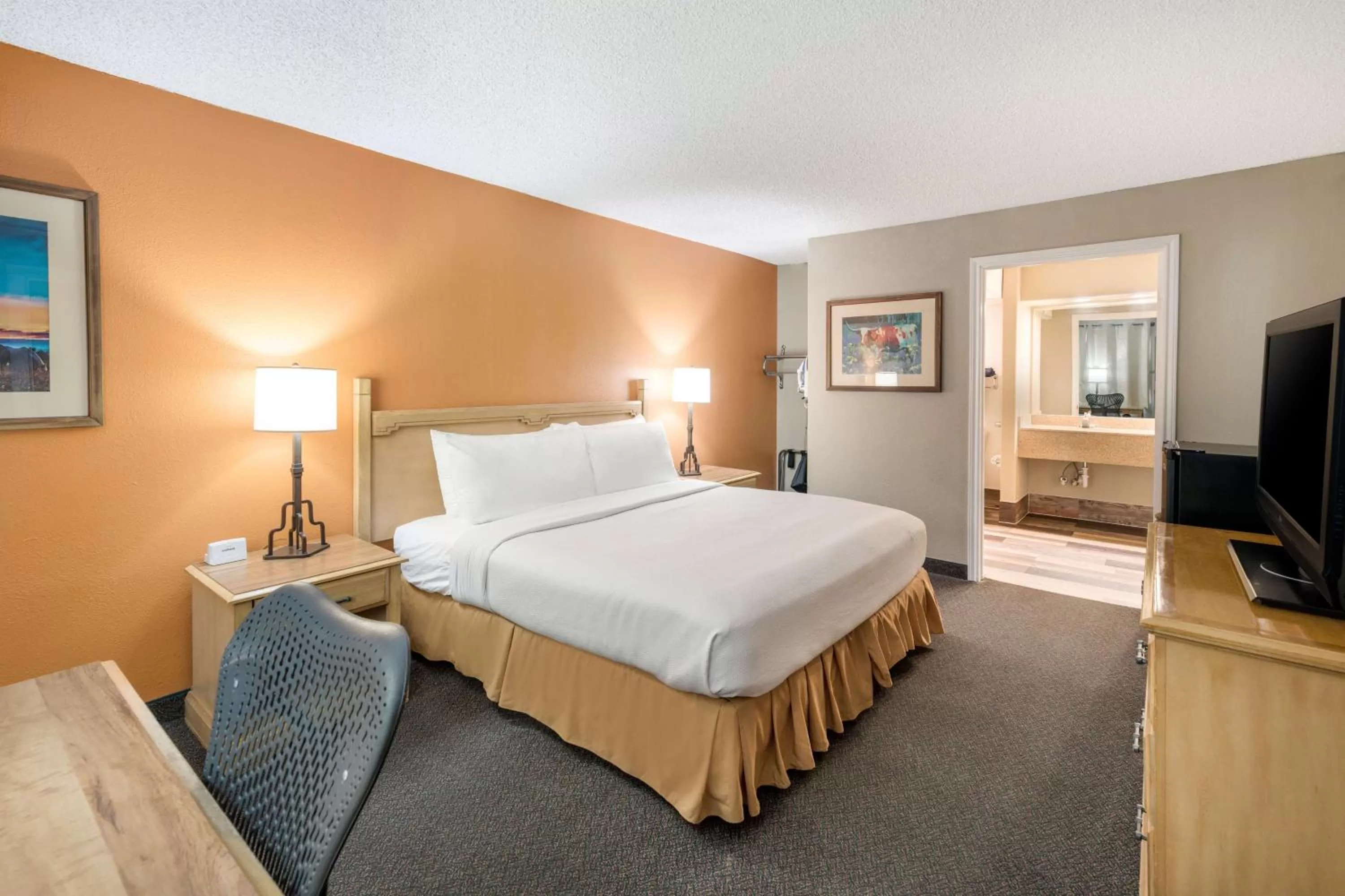 King Suite with Roll - Disability Access - In Shower in Pearl on the Concho SureStay Collection by Best Western