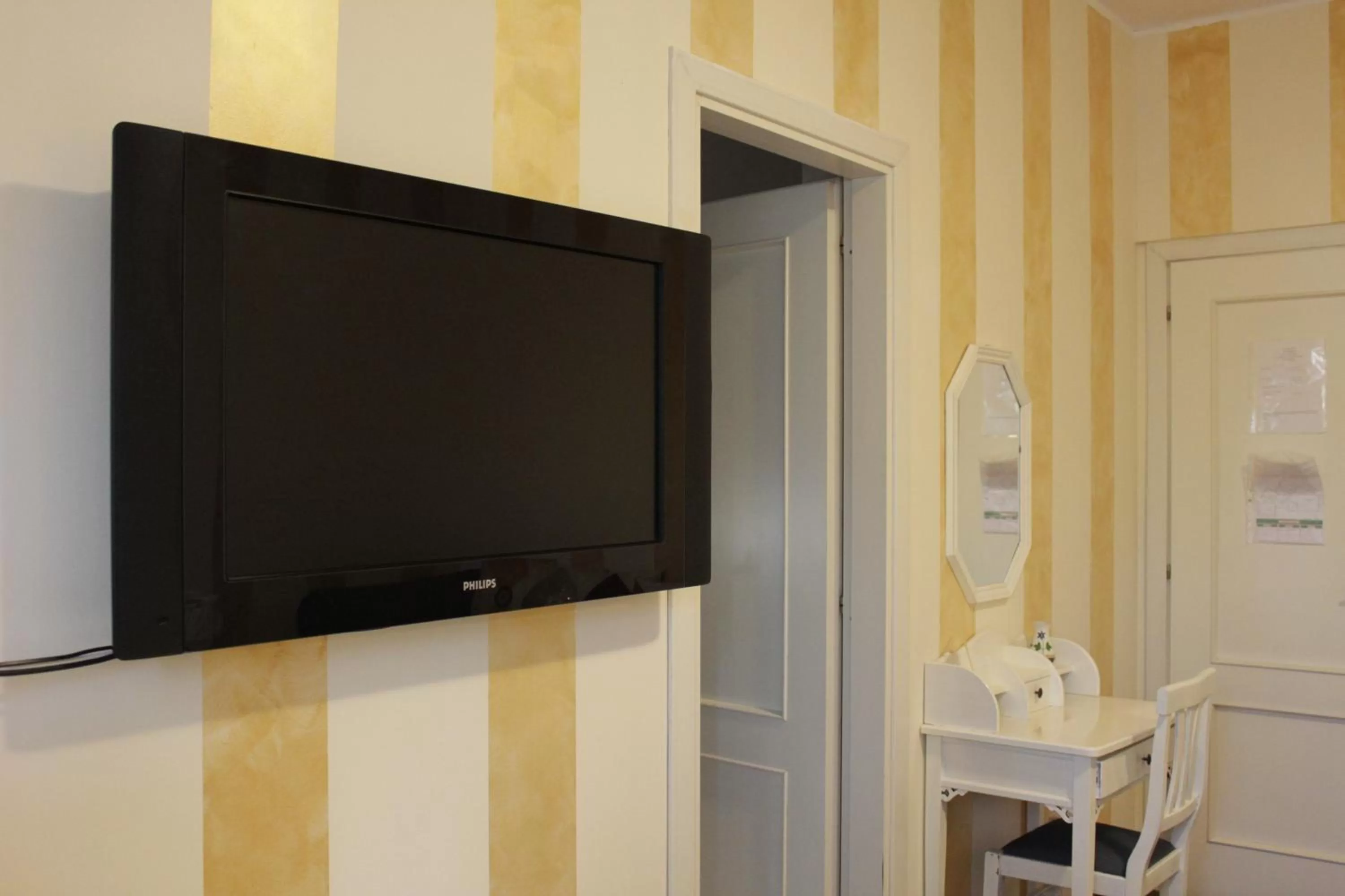 Double or Twin Room in A57