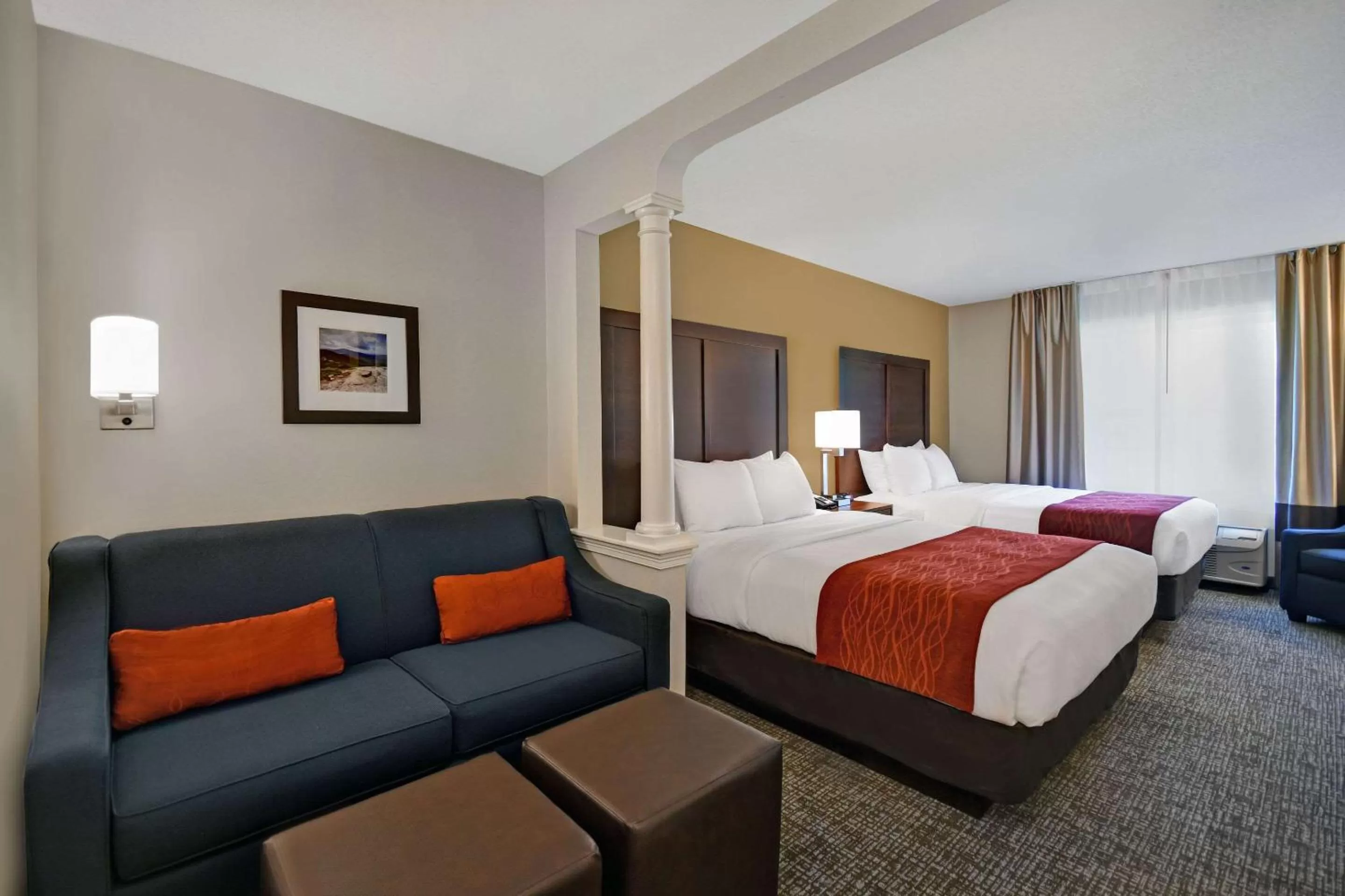 Queen Suite with 2 Queen Beds and Sofa Bed in Comfort Inn & Suites Wilton