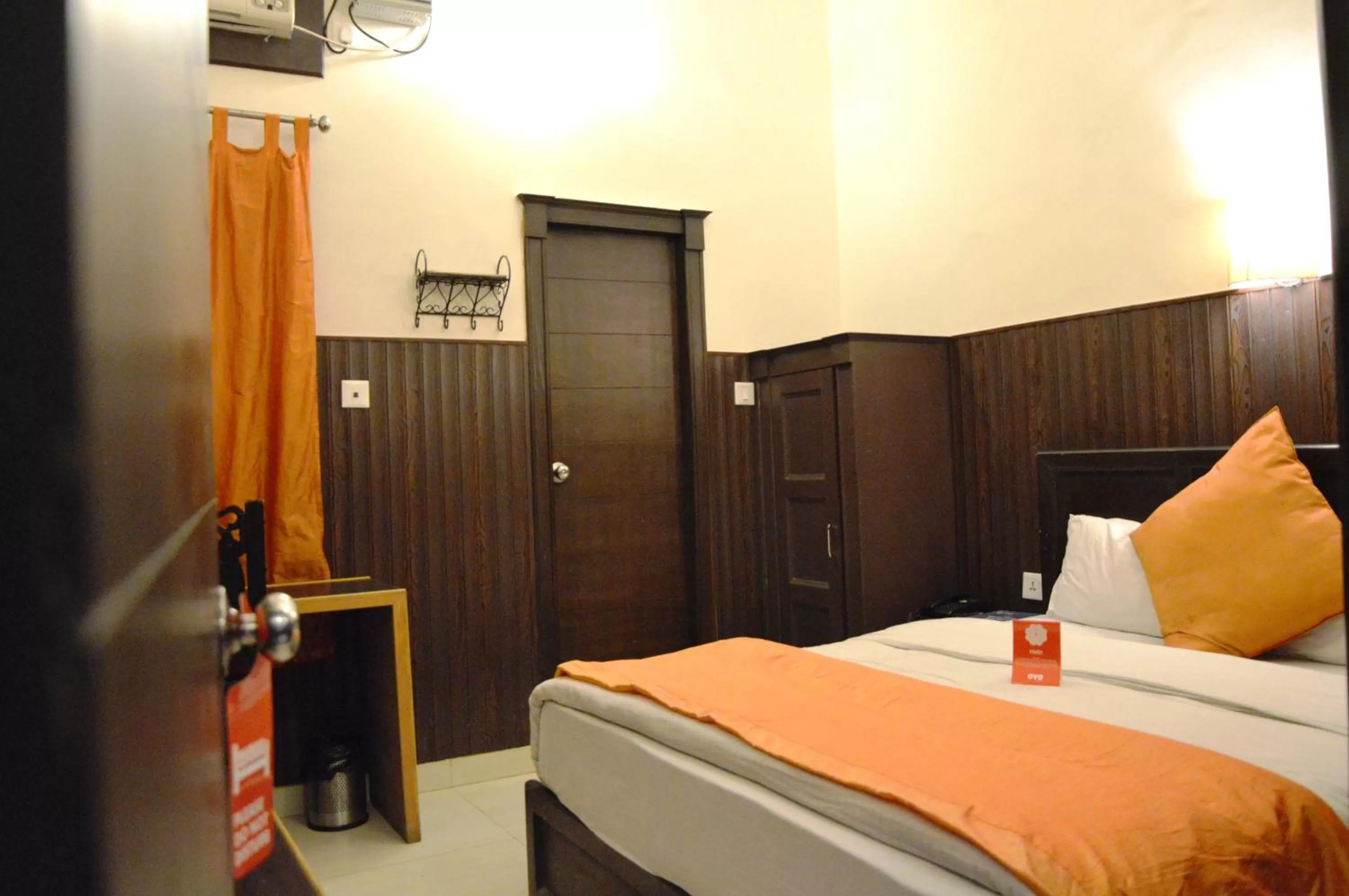 Basic Double Room in La Casa