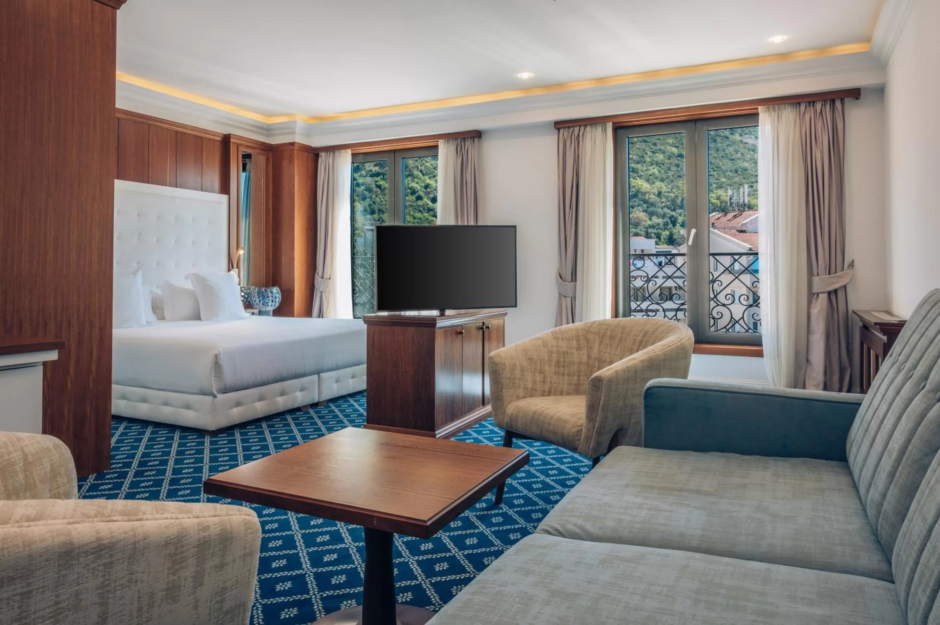 Junior Suite in Iberostar Waves Slavija