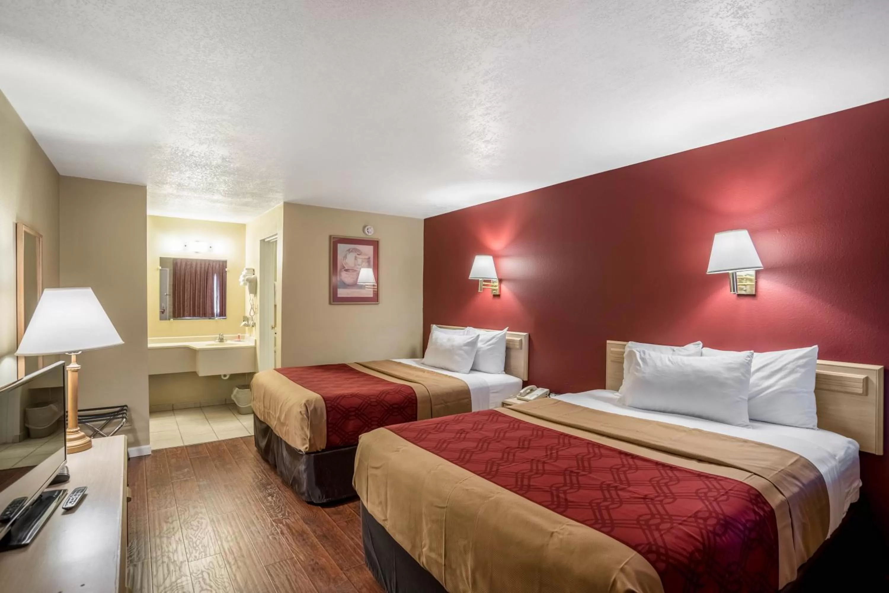 Queen Room with Two Queen Beds - Non-Smoking in Econo Lodge I-40 Exit 286-Holbrook Holbrook