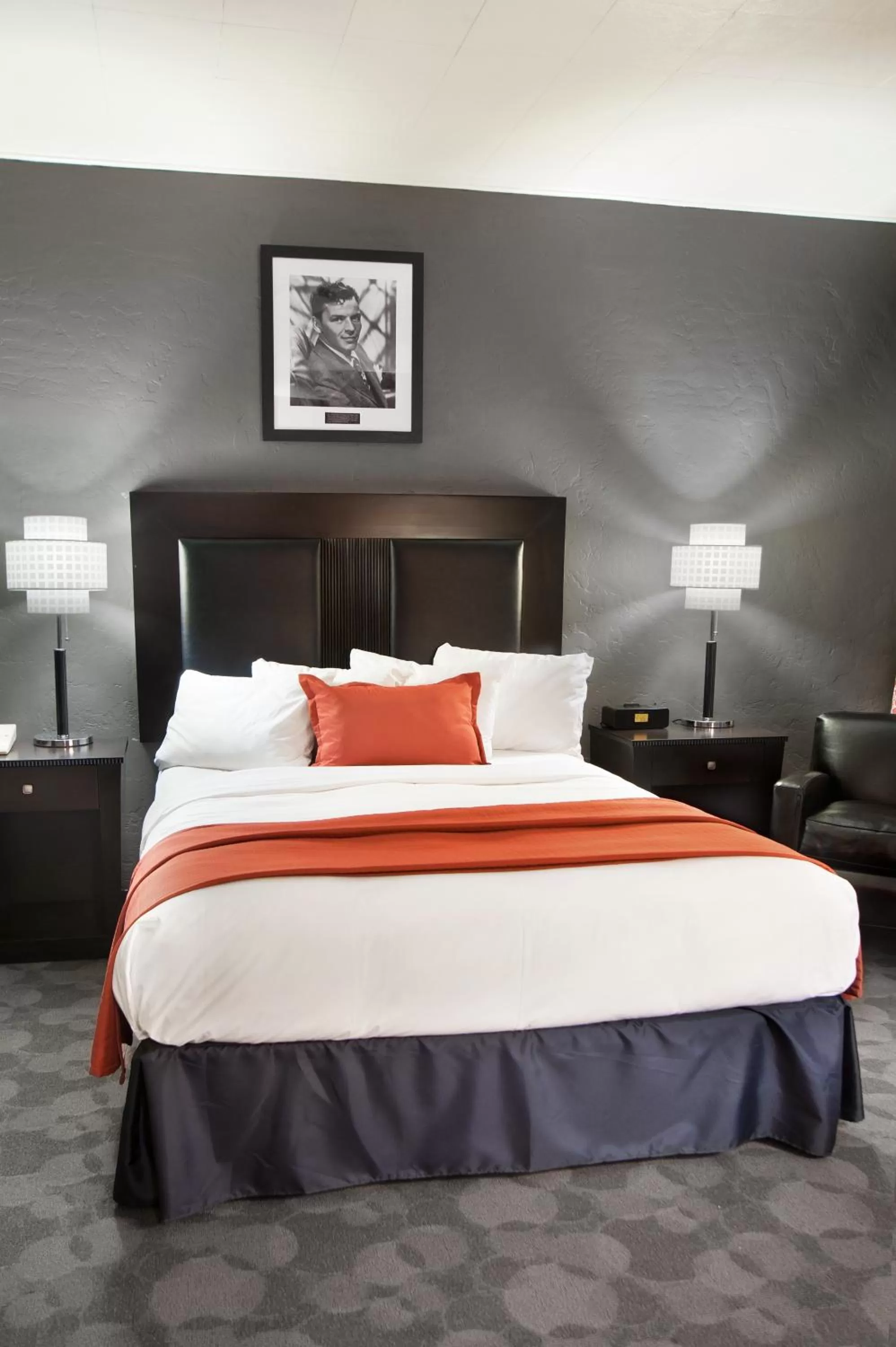 Queen Room in Golden Gate Casino Hotel