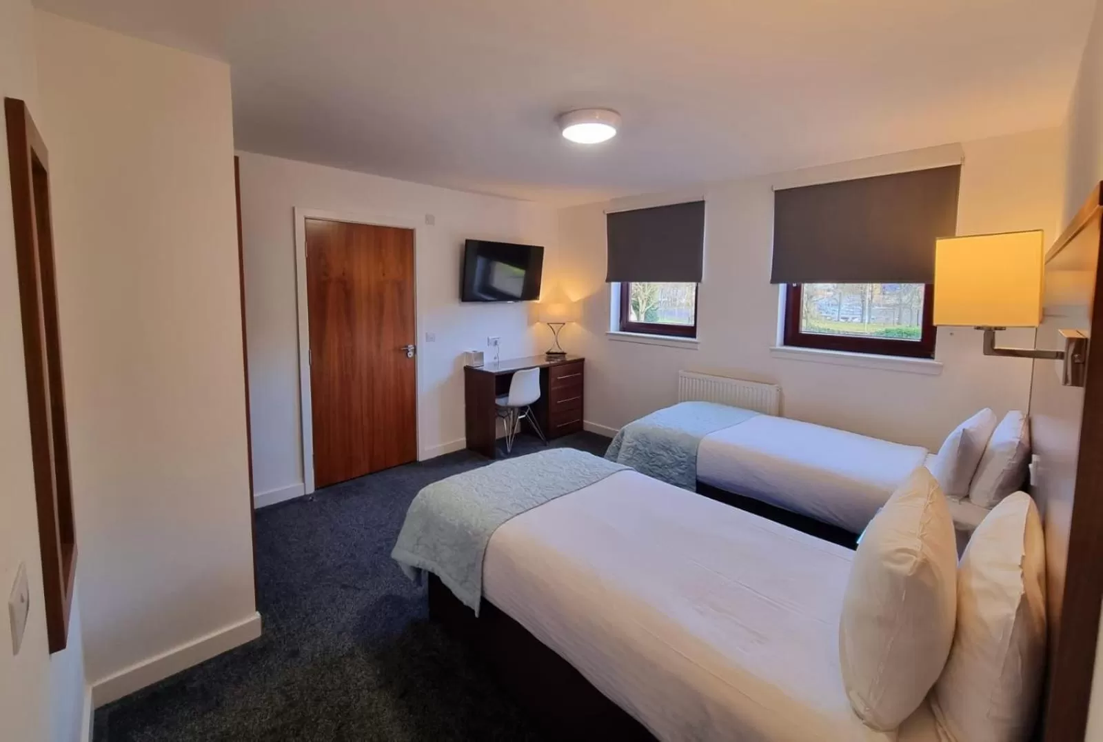 Twin Room in Premier Lodge