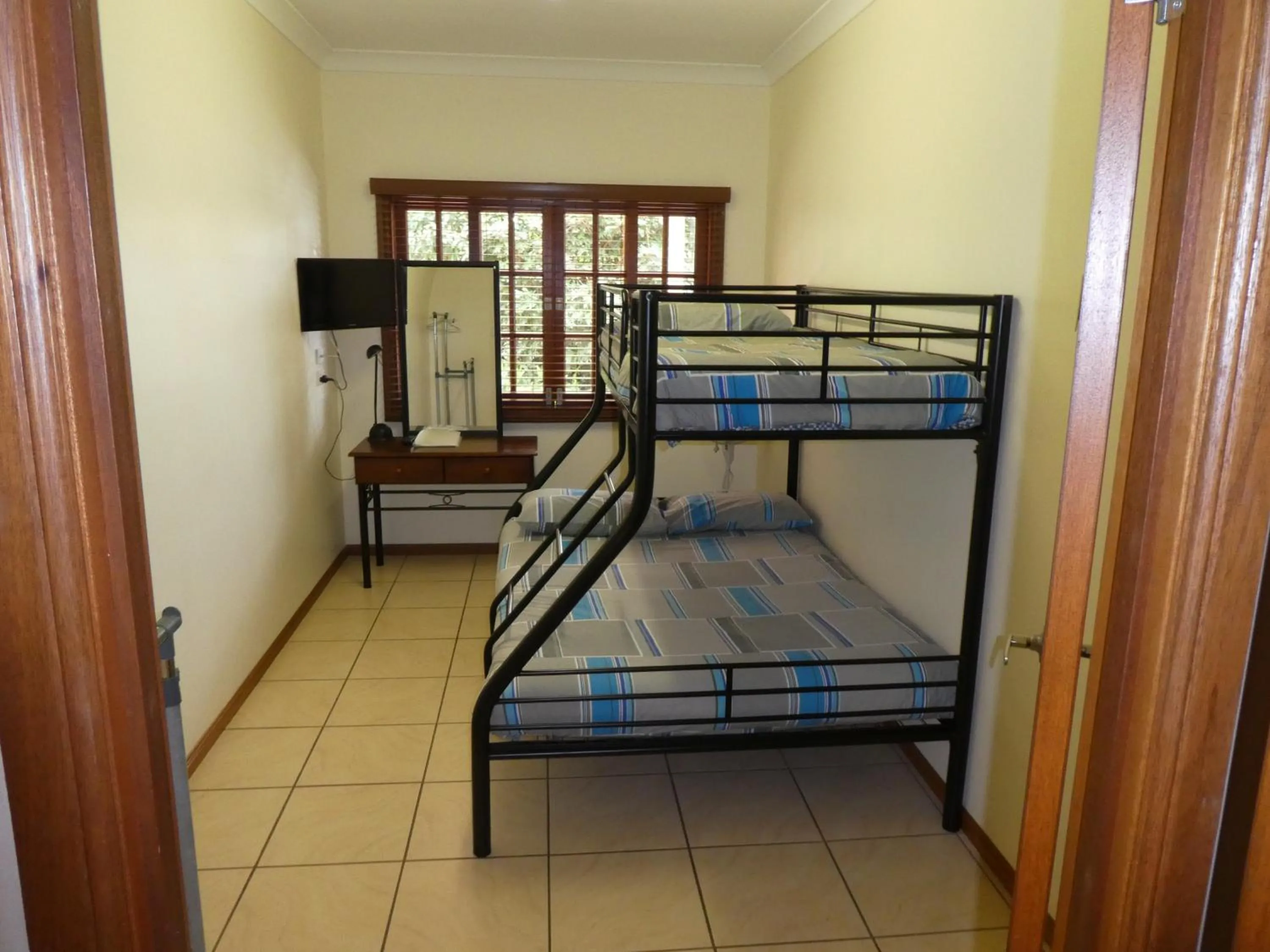 Triple Room with Private Bathroom in The Summit Rainforest Retreat