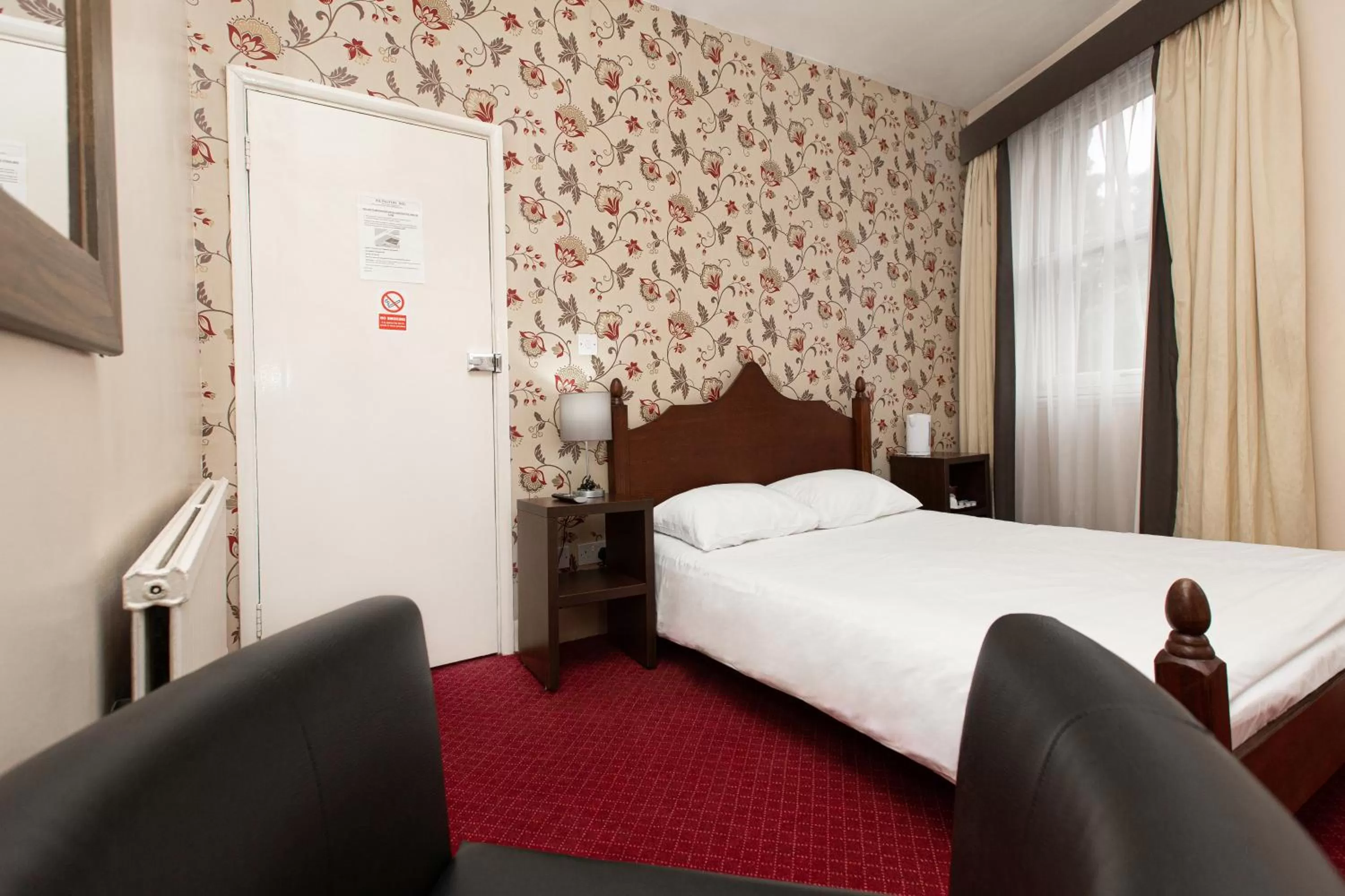 Double Room in Islington Inn
