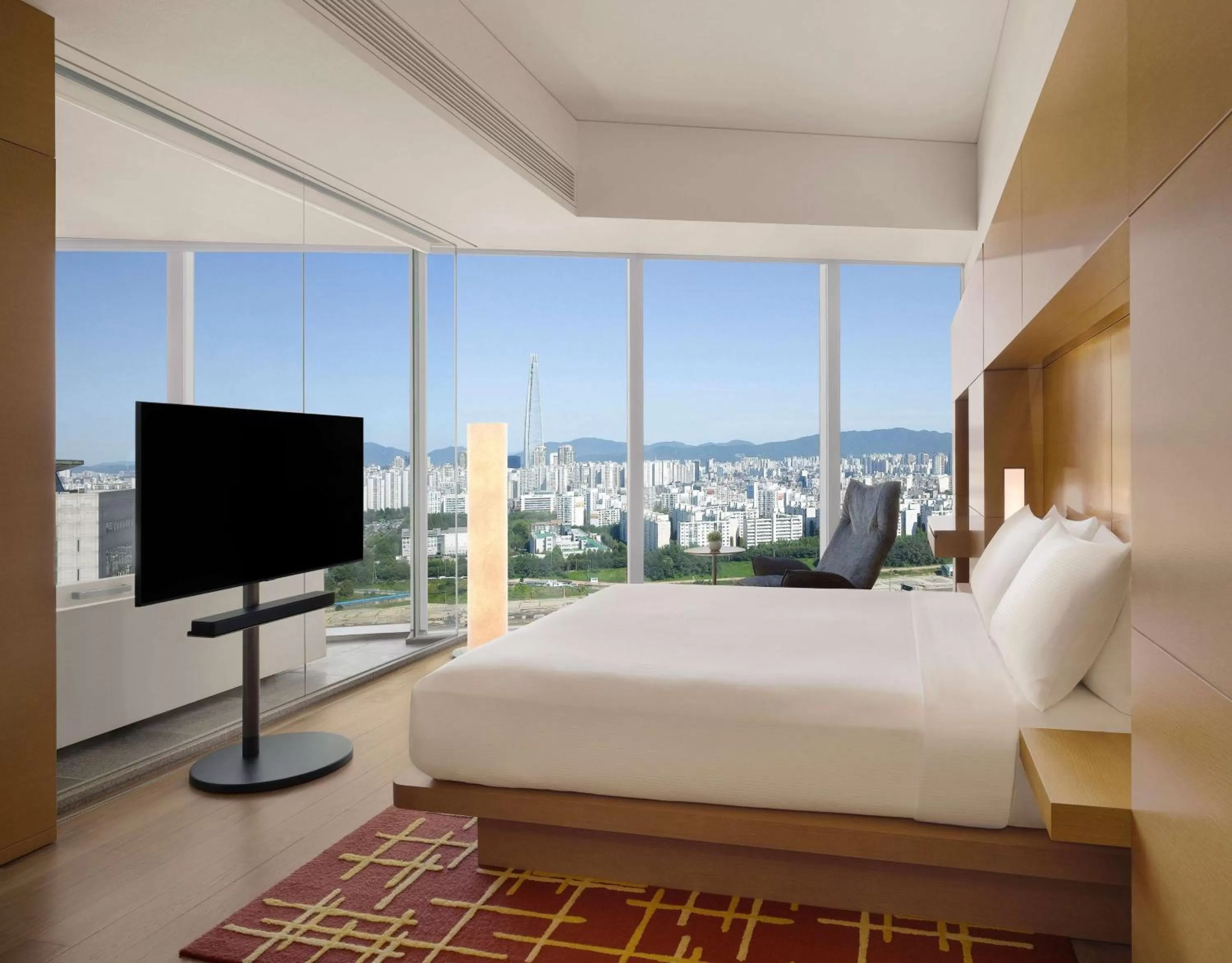 1 King Bed, High Floor, Deluxe in Park Hyatt Seoul