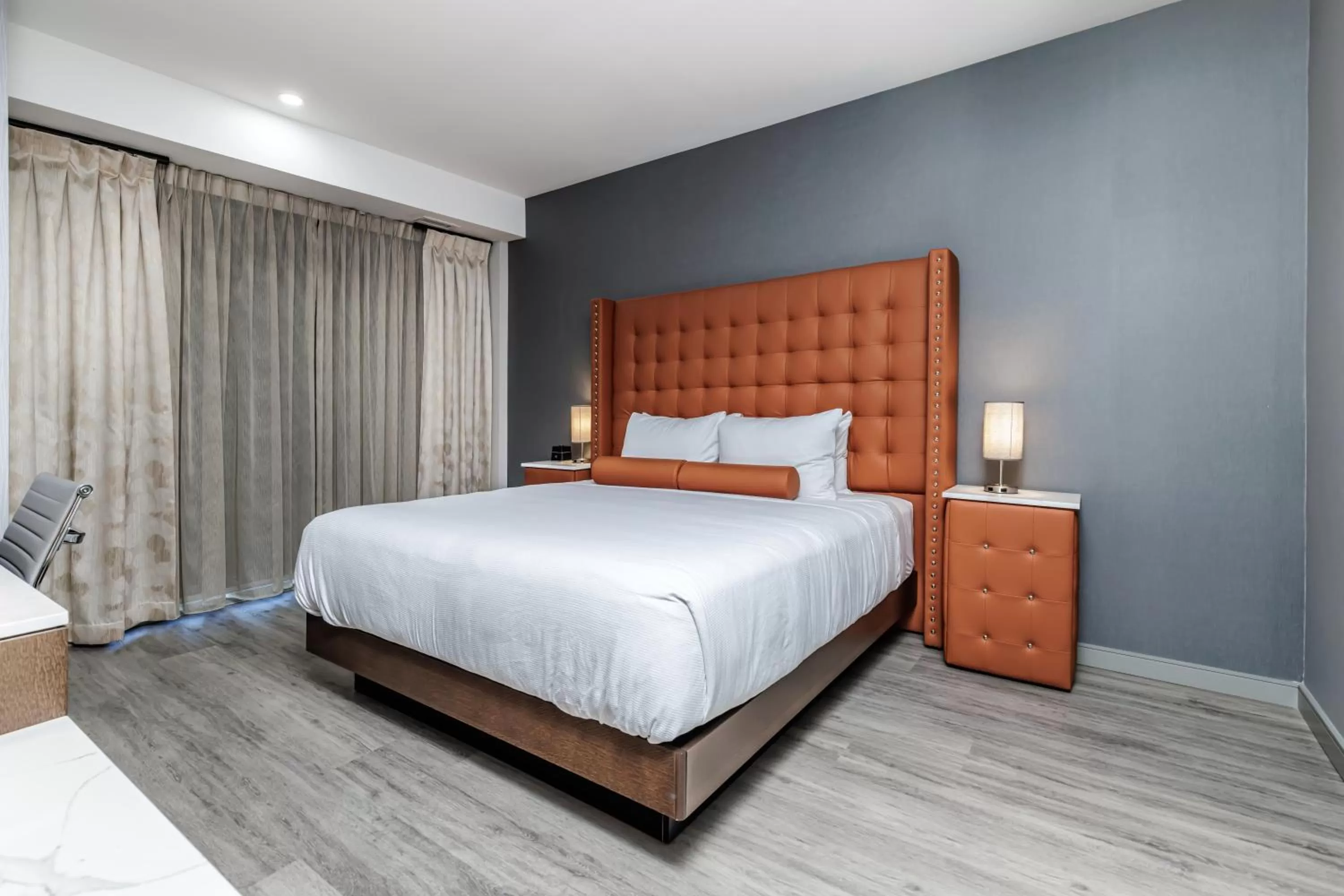 One-Bedroom King Suite with Sofa Bed in Hyatt Place Toronto-Brampton