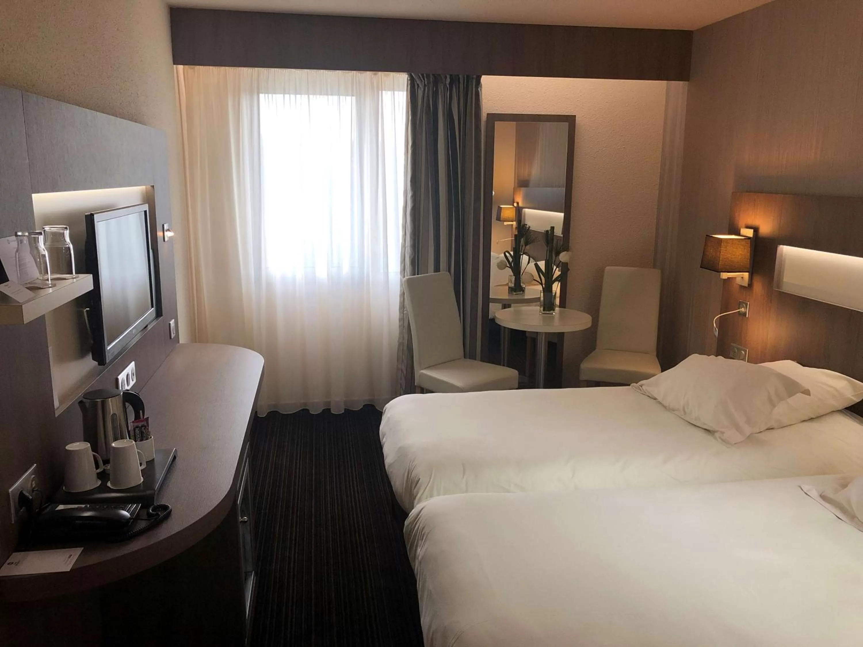 Standard Twin Room in Best Western Marseille Aeroport