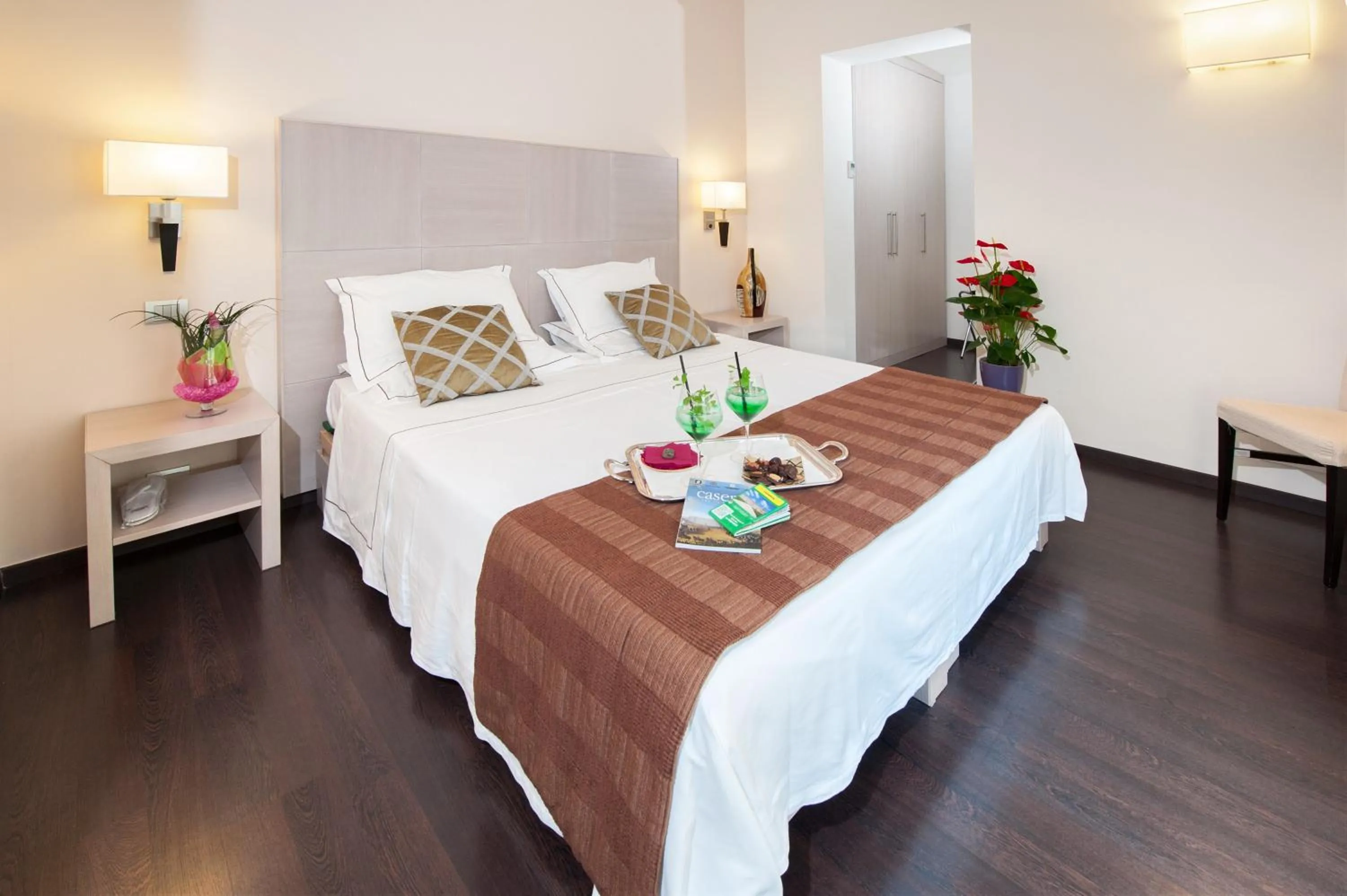 Junior Suite (4 Adults) in Villa Maria Cristina