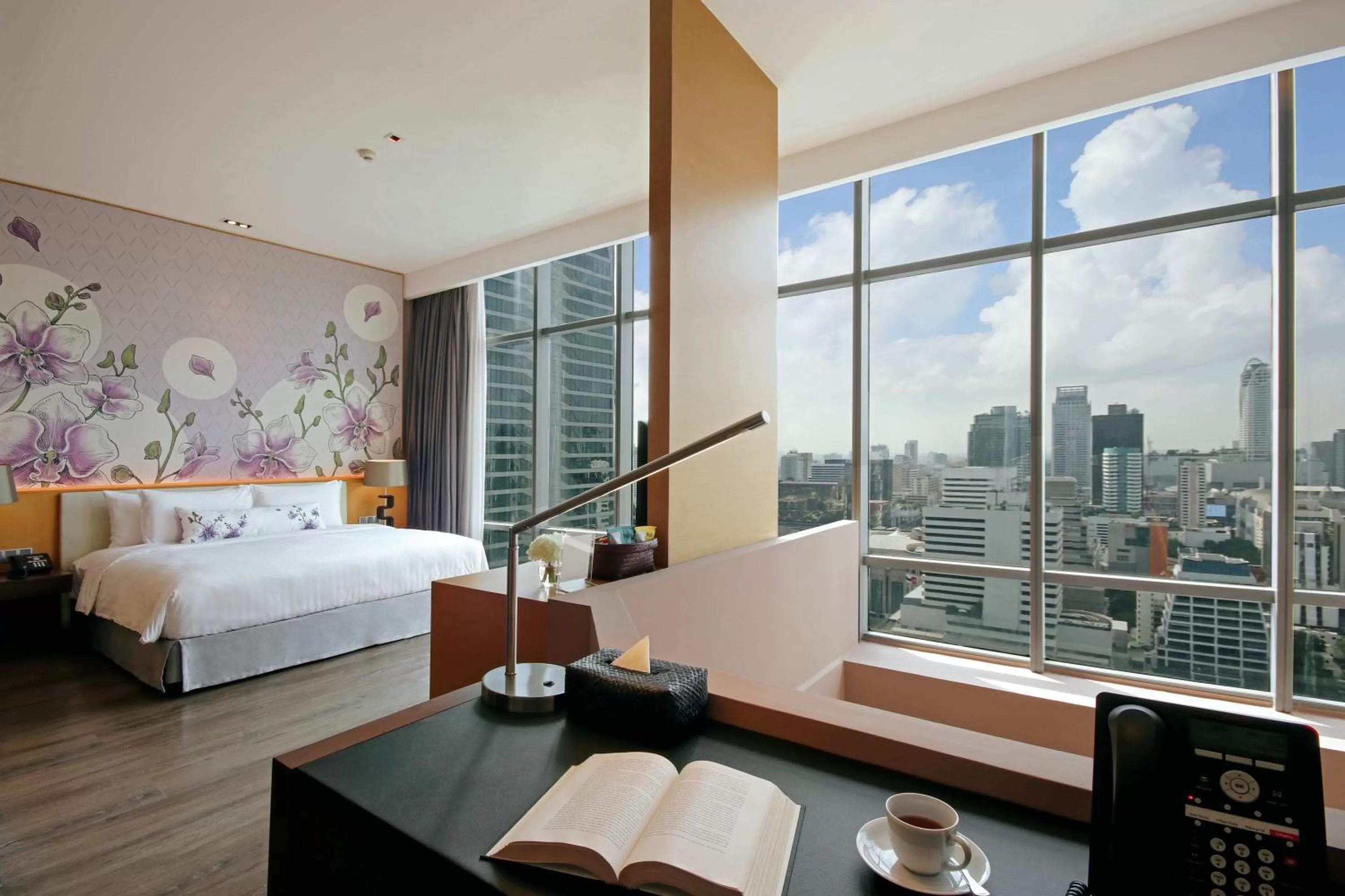 Orchid Duplex Suite - Two Bedroom in Sivatel Bangkok Hotel