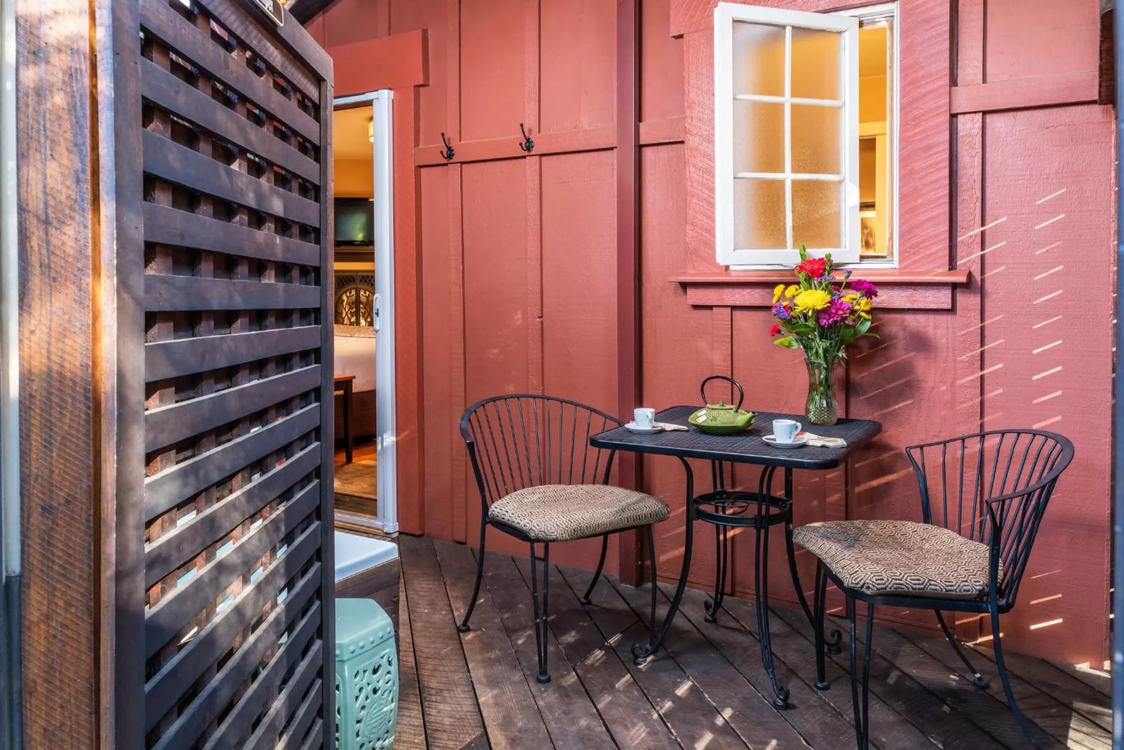 Deluxe King Room in Eden Vale Inn