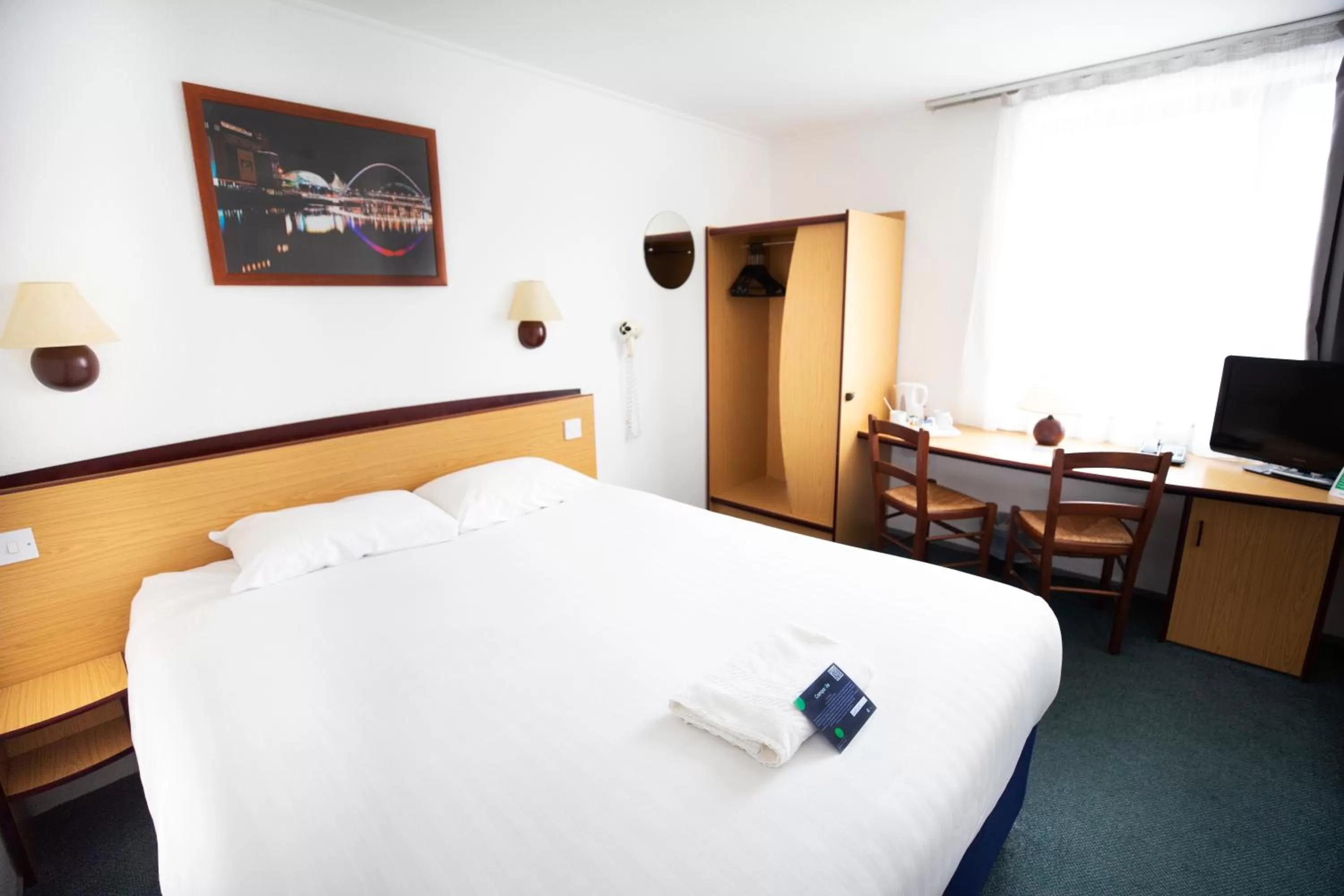 Double Room in Campanile Hotel - Washington
