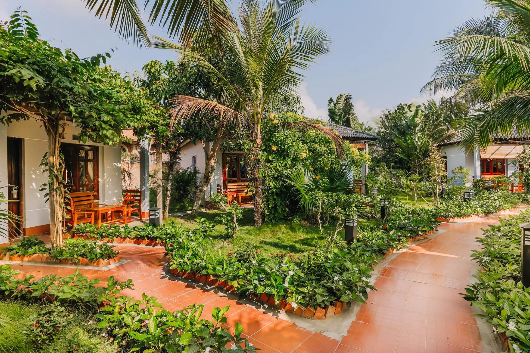 Family Room with Pool View in Palm Hills Resort