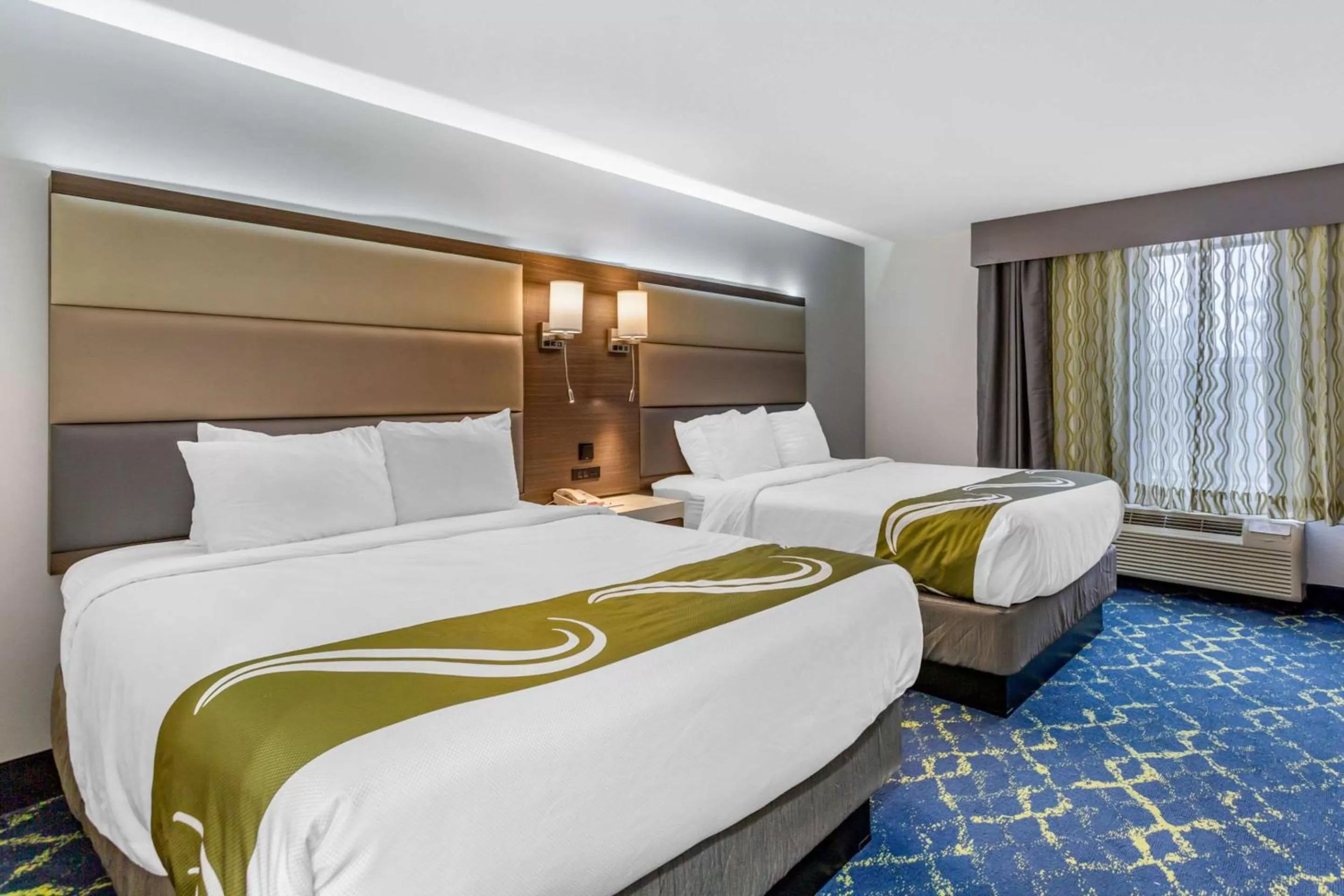 Queen Room with Two Queen Beds - Non-Smoking in Quality Inn Murfreesboro-University Area