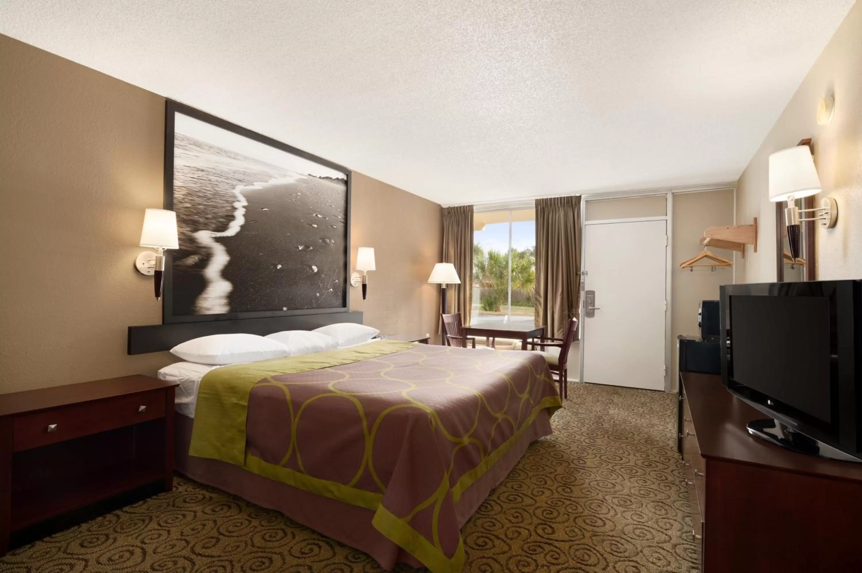 King Room - Non-Smoking in Super 8 by Wyndham Ormond Beach