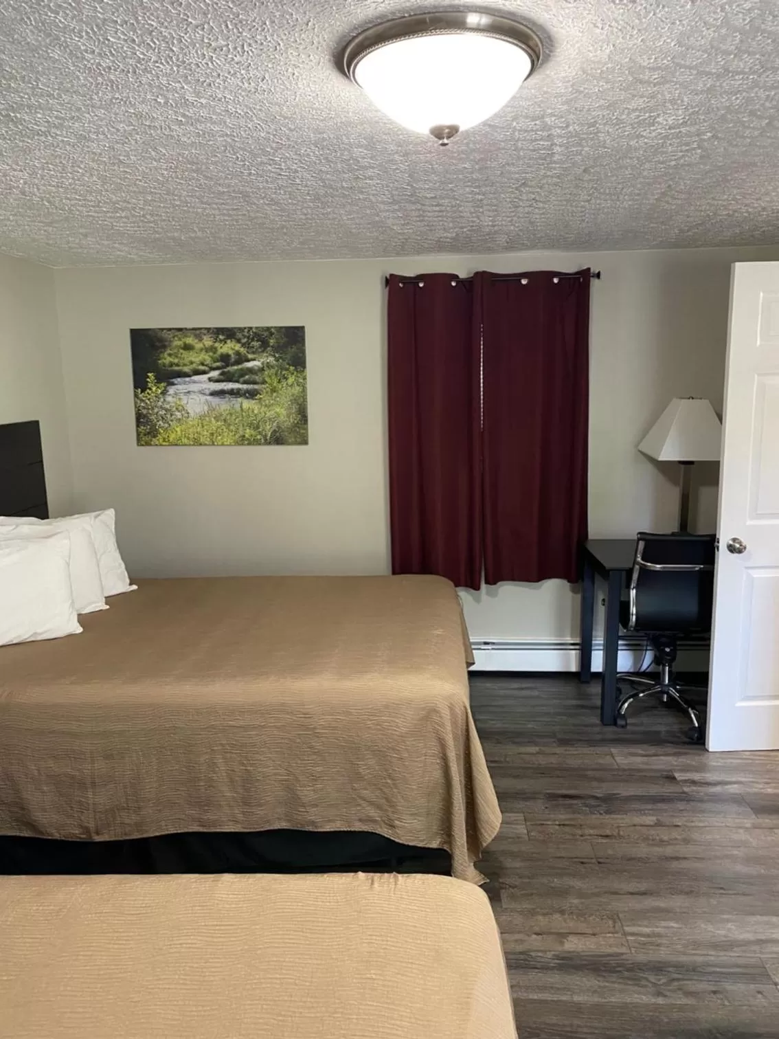Queen Room - single occupancy in The New Lantern Motel