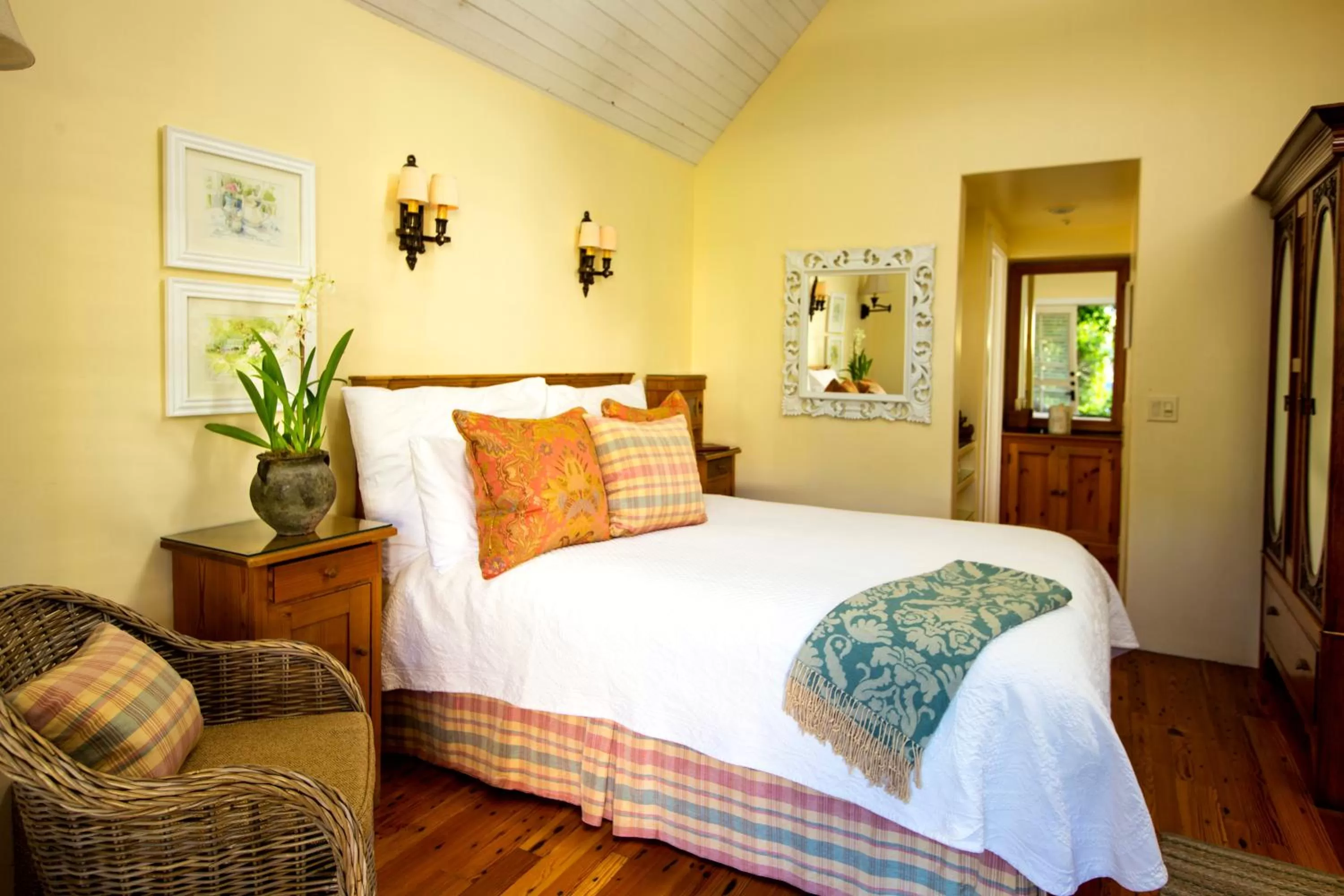 The Garden Room in Simpson House Inn