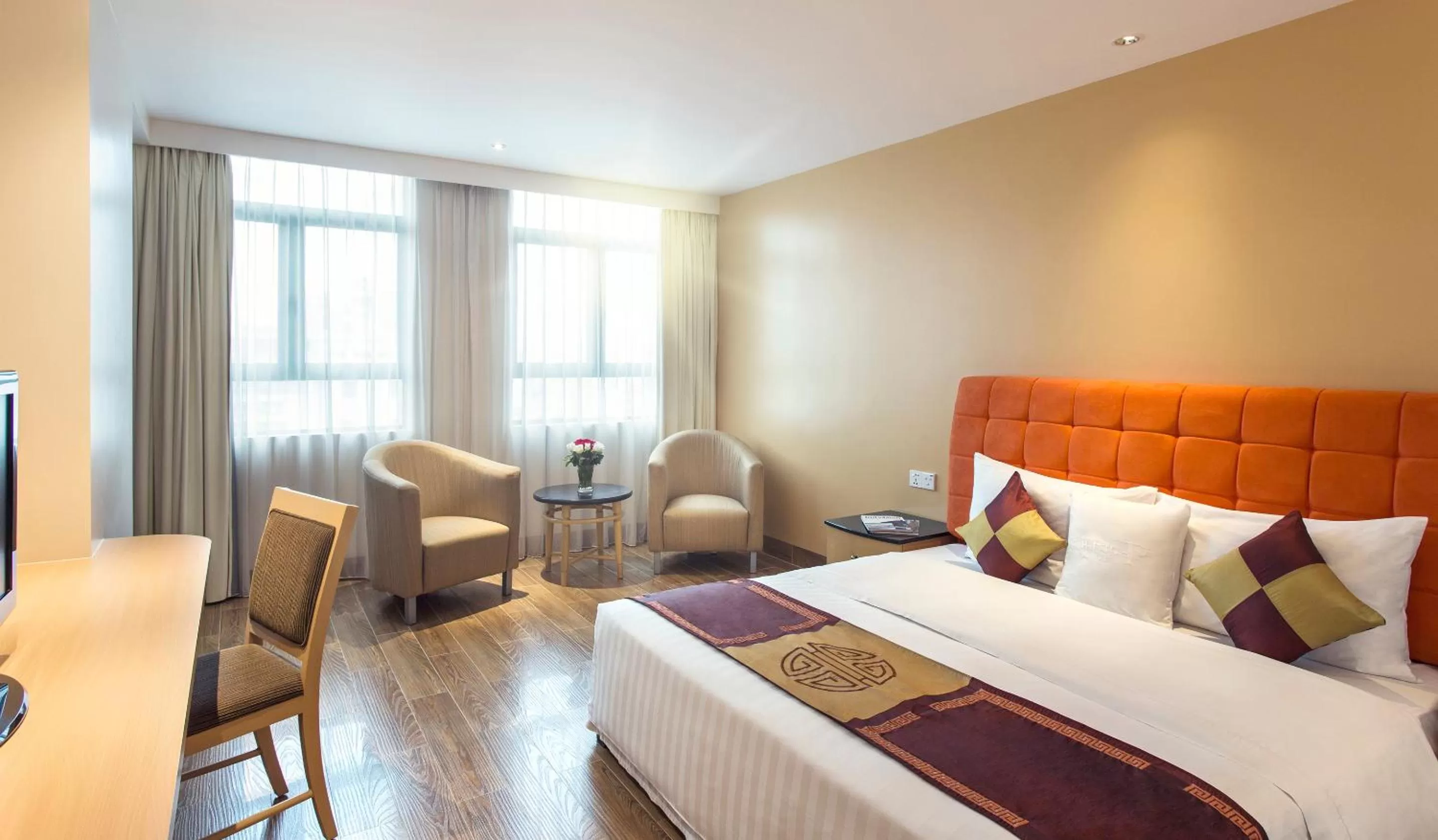 Superior King Room in Fortuna Hotel Hanoi