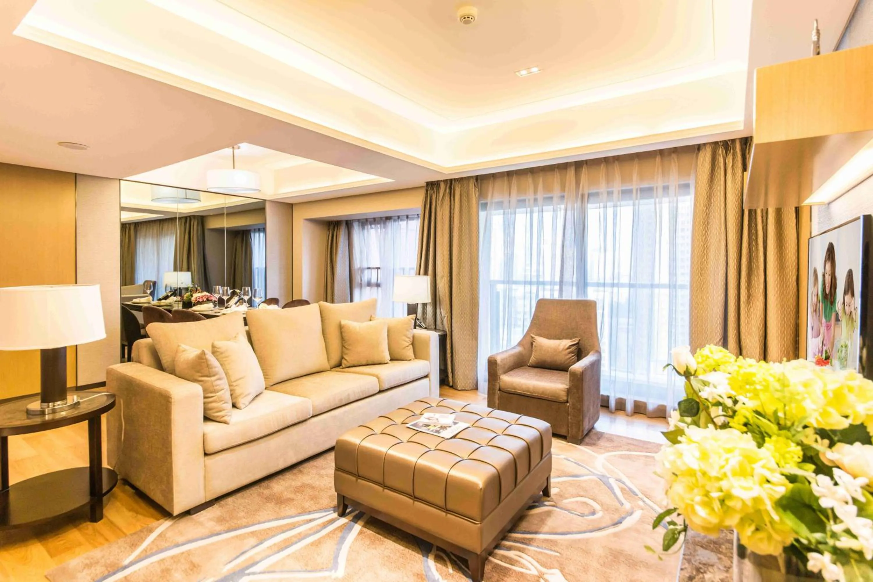 Premier Two-Bedroom Apartment in Somerset Grandview Shenzhen