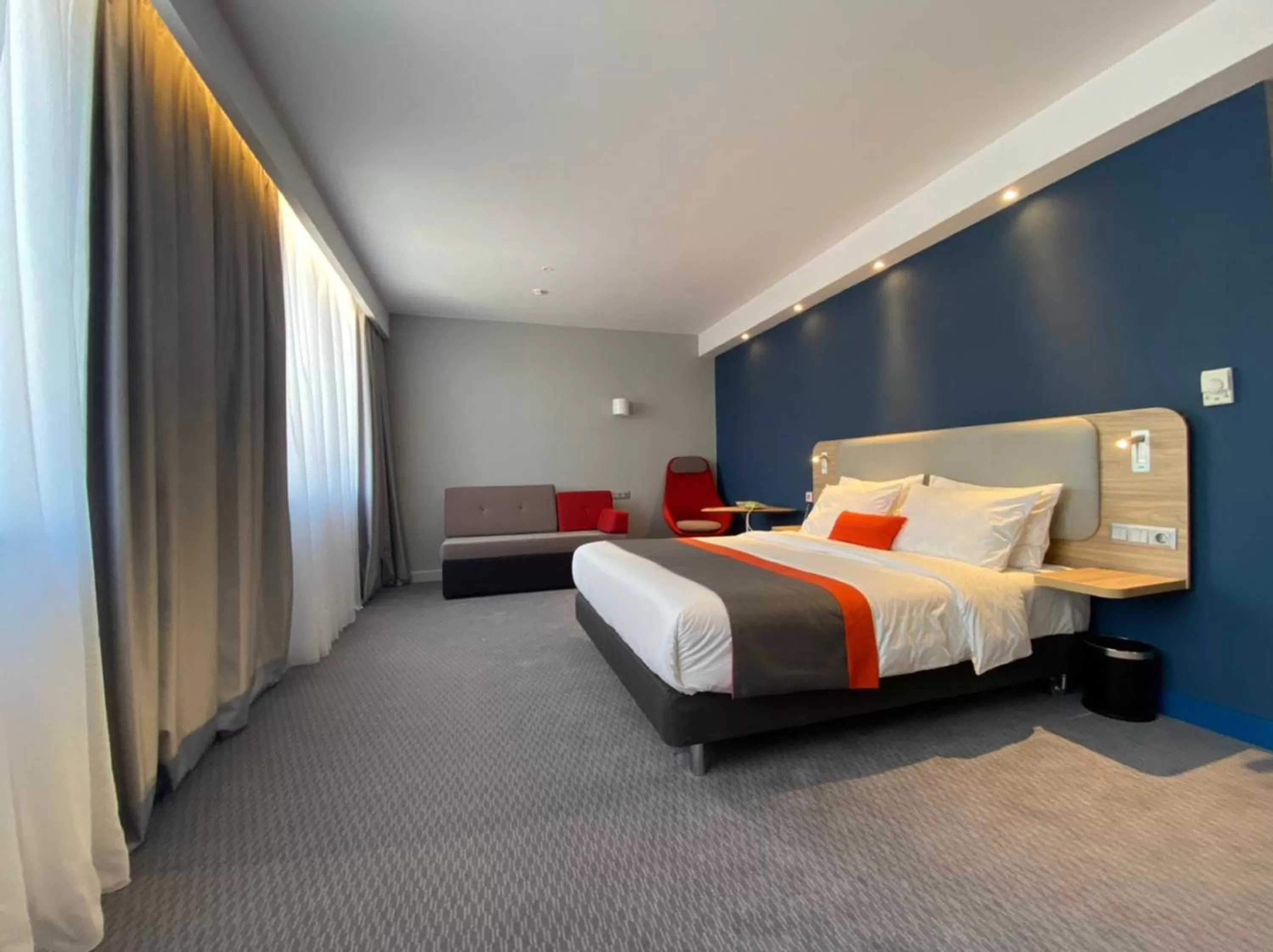 Standard Queen Room - Accessible with Free Breakfast in Holiday Inn Express - Almaty by IHG