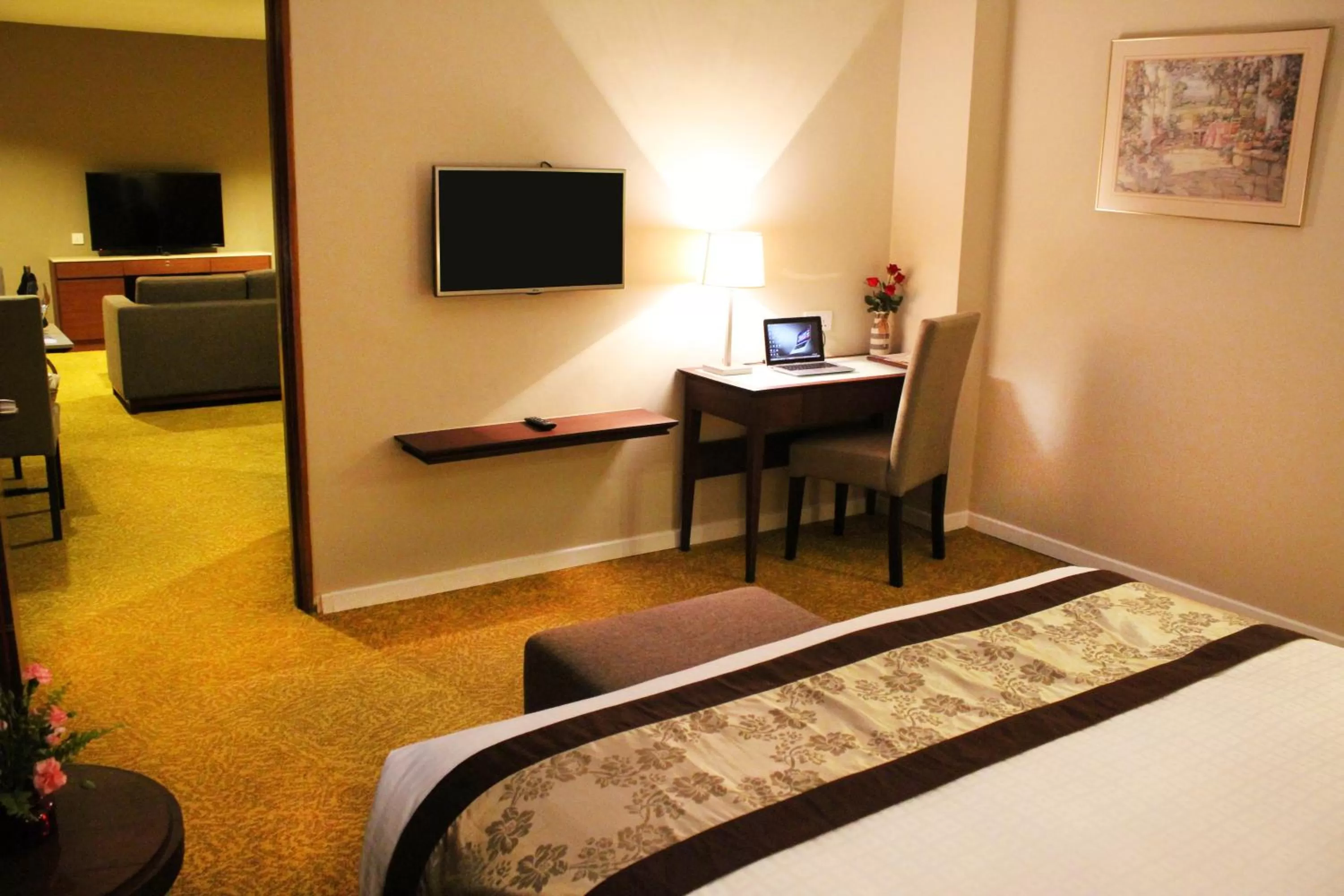 Family Suite in Summit Parkview Yangon