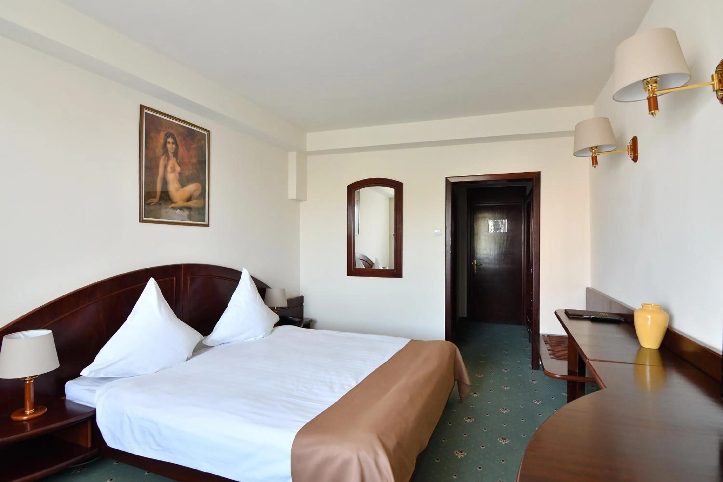 Double Room with Balcony - single occupancy in Hotel Delta 3