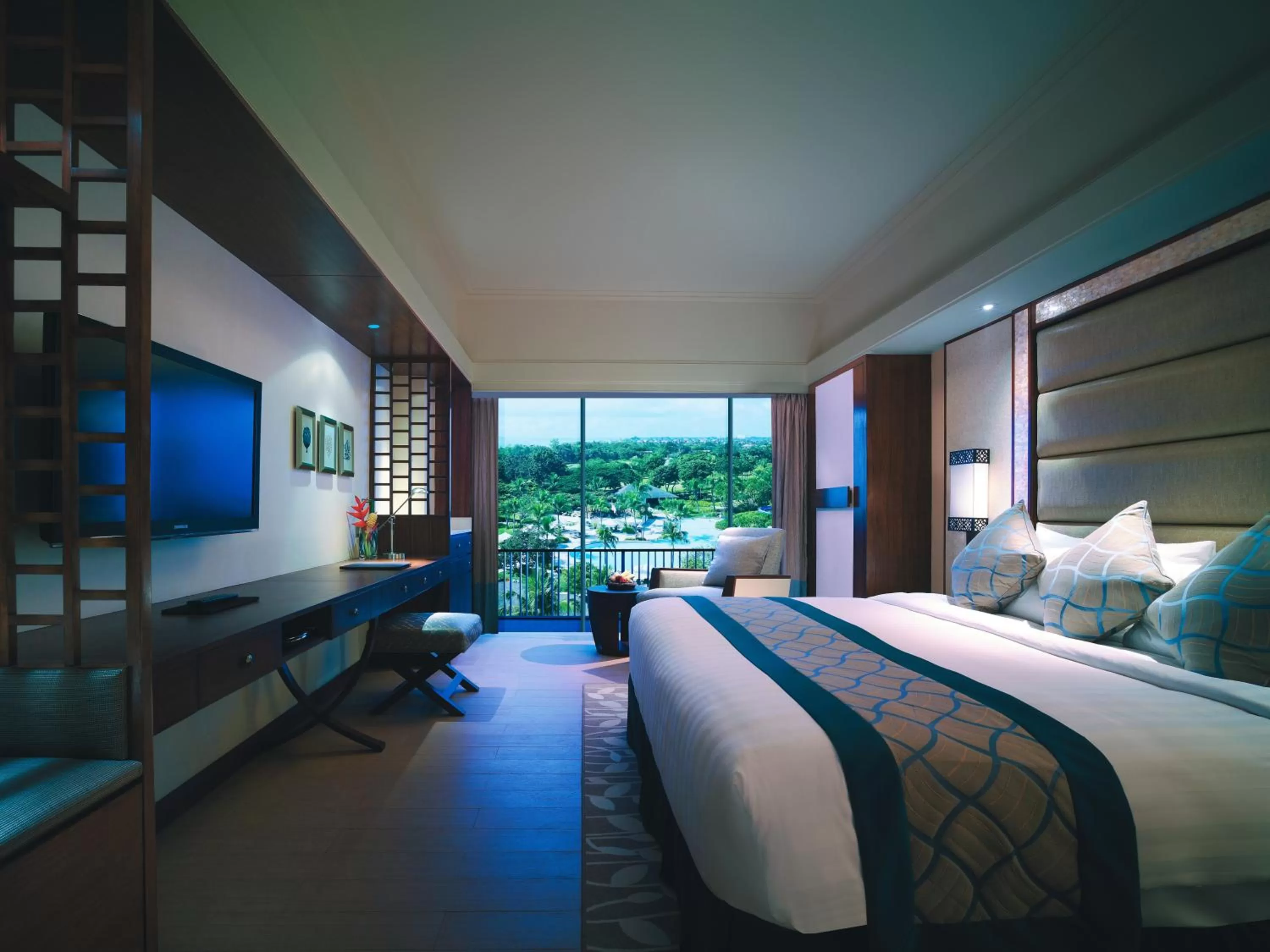 Deluxe Twin Room Sea View (Main Wing) in Shangri-La Mactan, Cebu