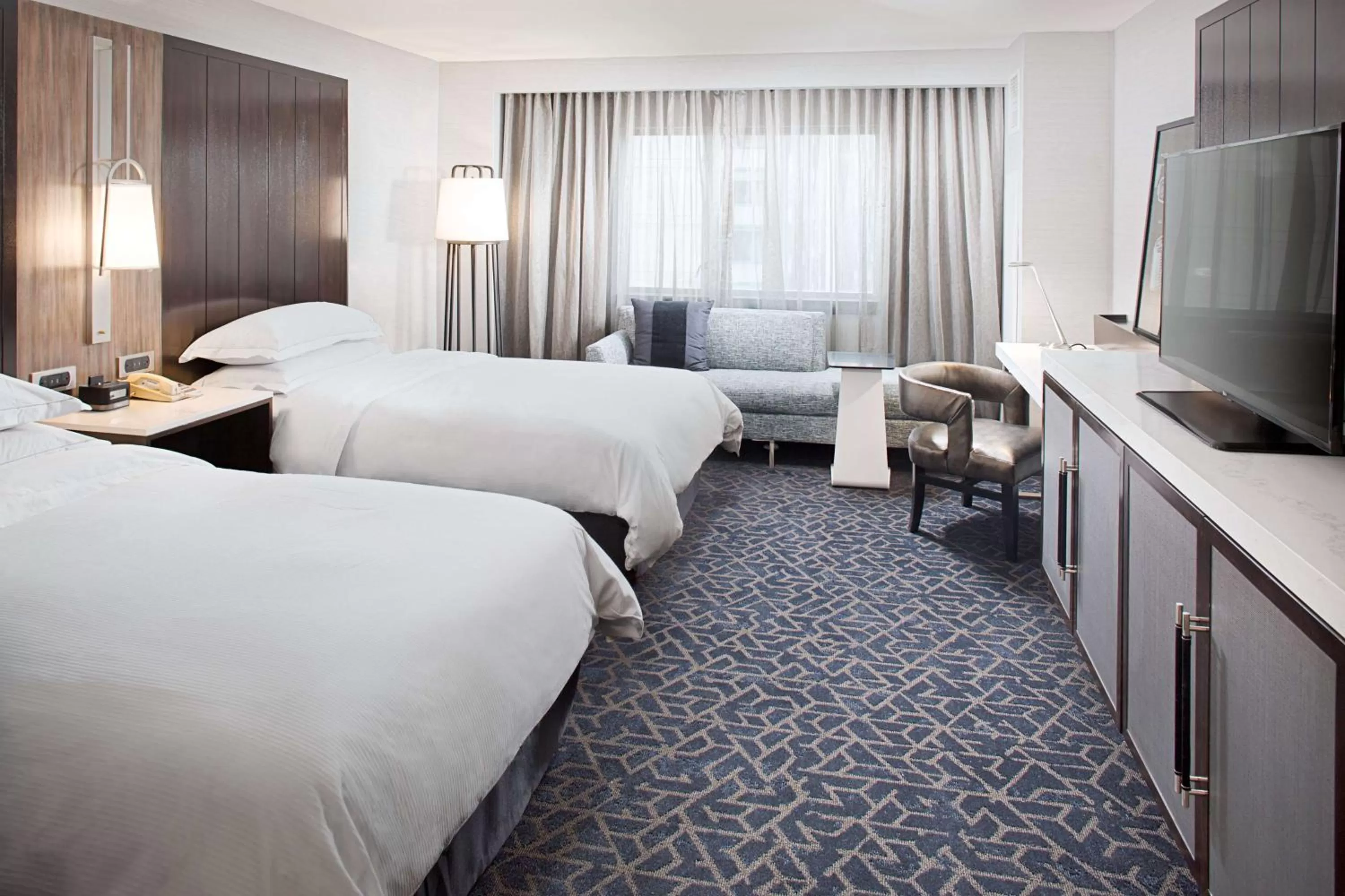 Double Room with Two Double Beds and Tub - Mobility/Hearing Accessible in Hilton Boston Back Bay
