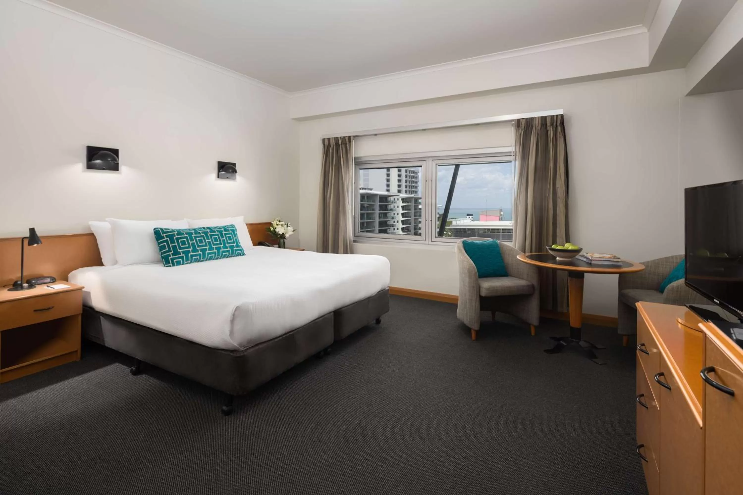King Deluxe in Rydges Darwin Central