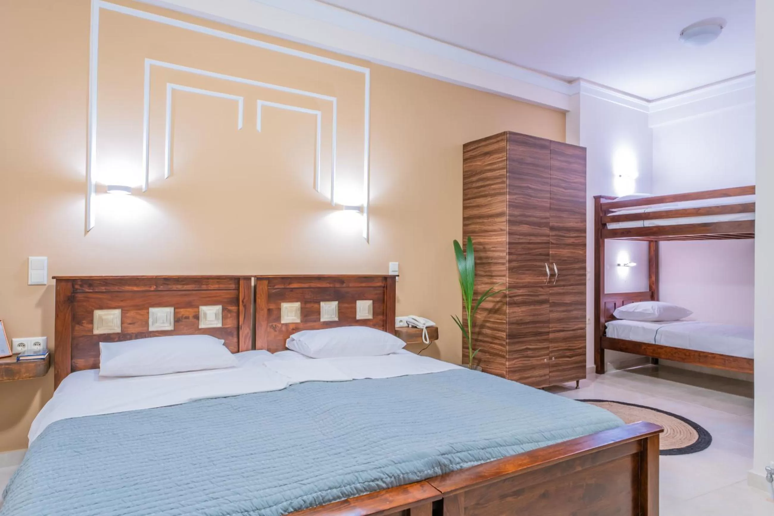 Deluxe Quadruple Room in The Stone Manor , Noho boutique Thissio